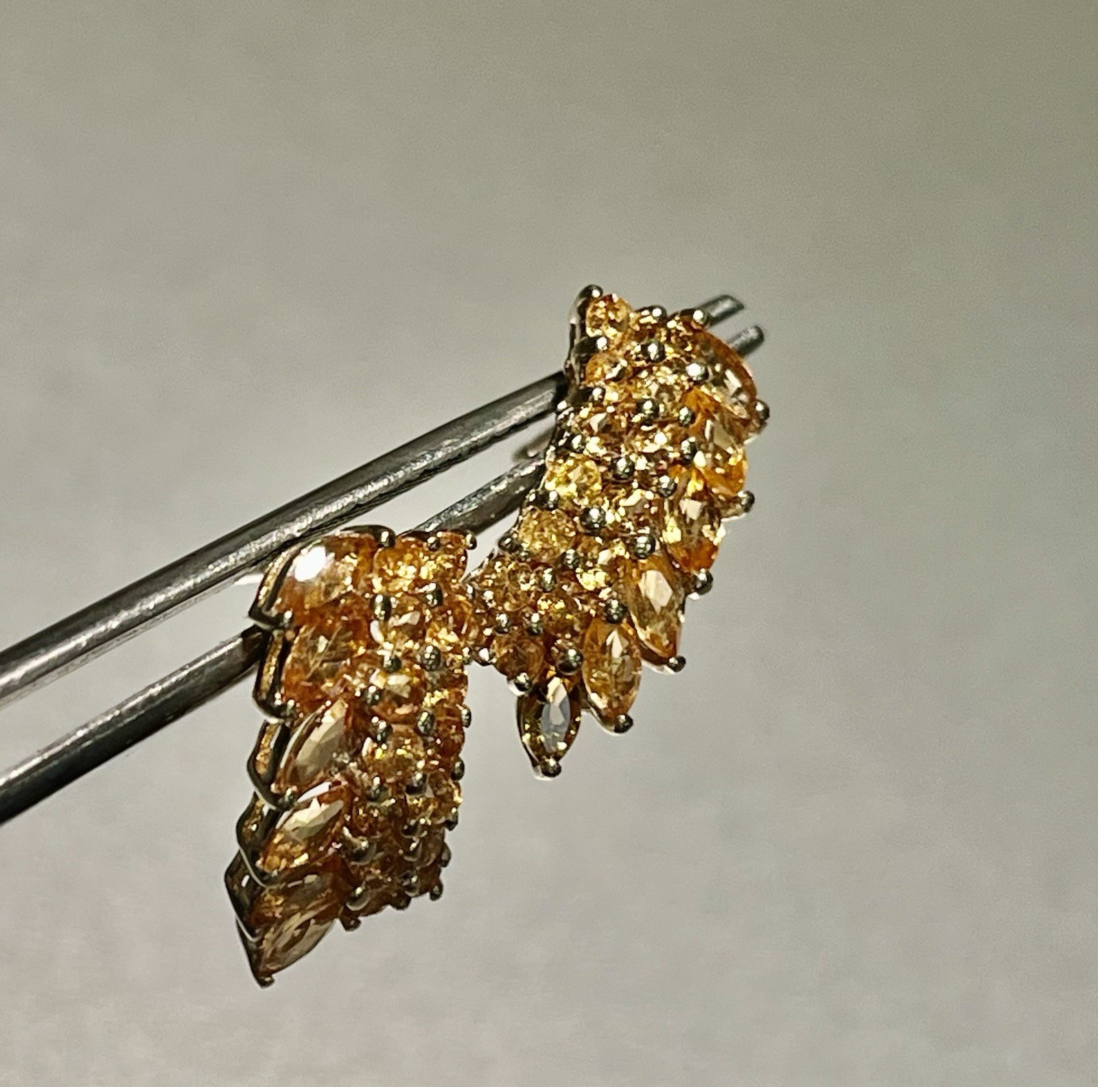 10K Gold Earrings With 40 Total Citrines, Post, 2.22gr, 11/16”L Vintage Estate