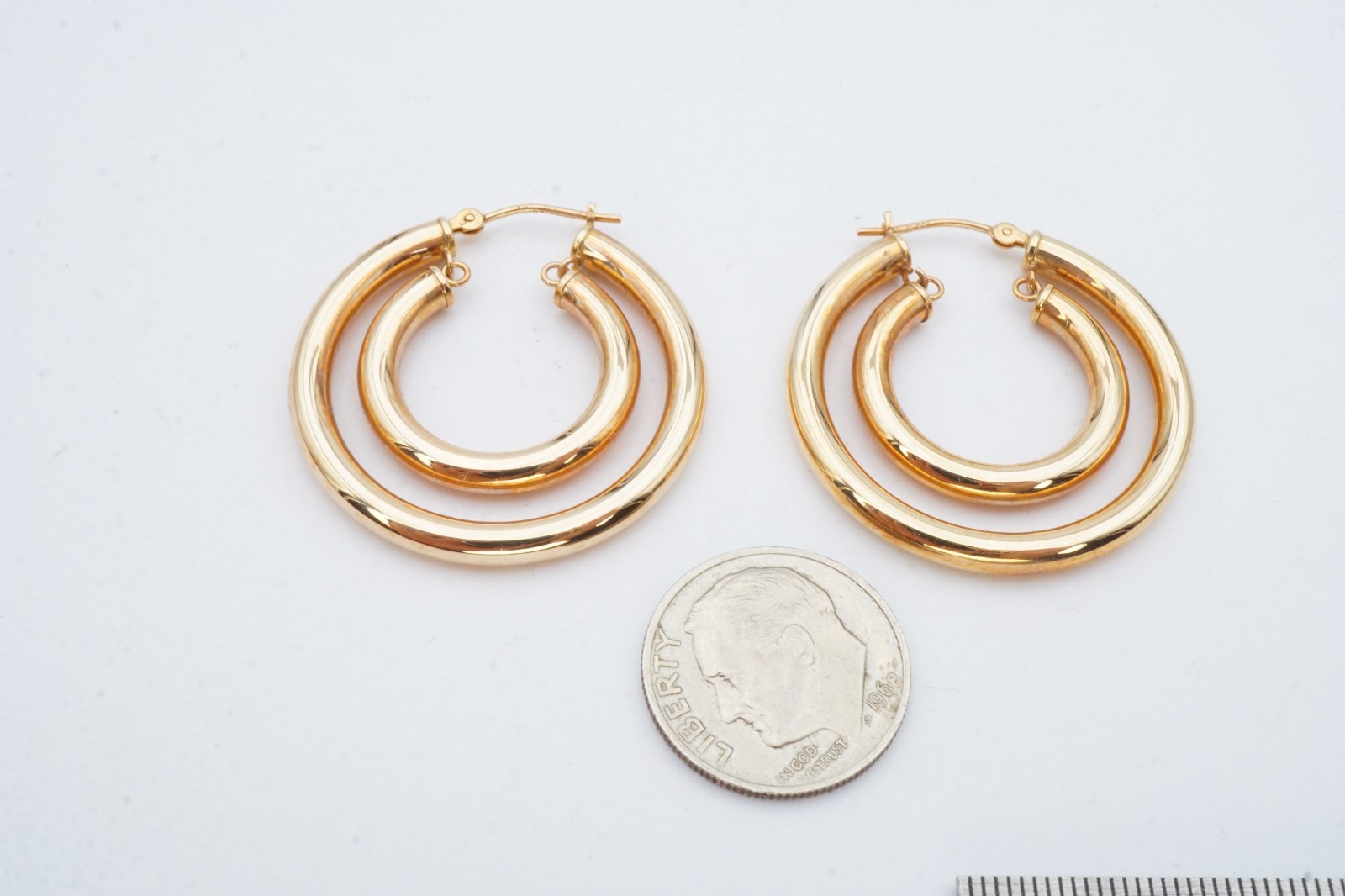 Eternagold 14k Yellow Gold Hoop Earrings