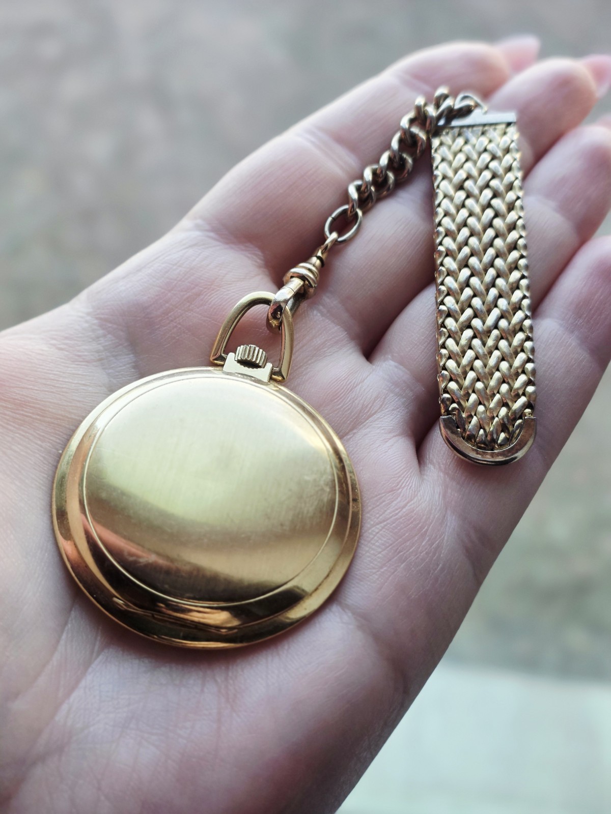 1984 Wittnauer Silhouette Swiss Lapel Pocket Watch – 17J Mechanical