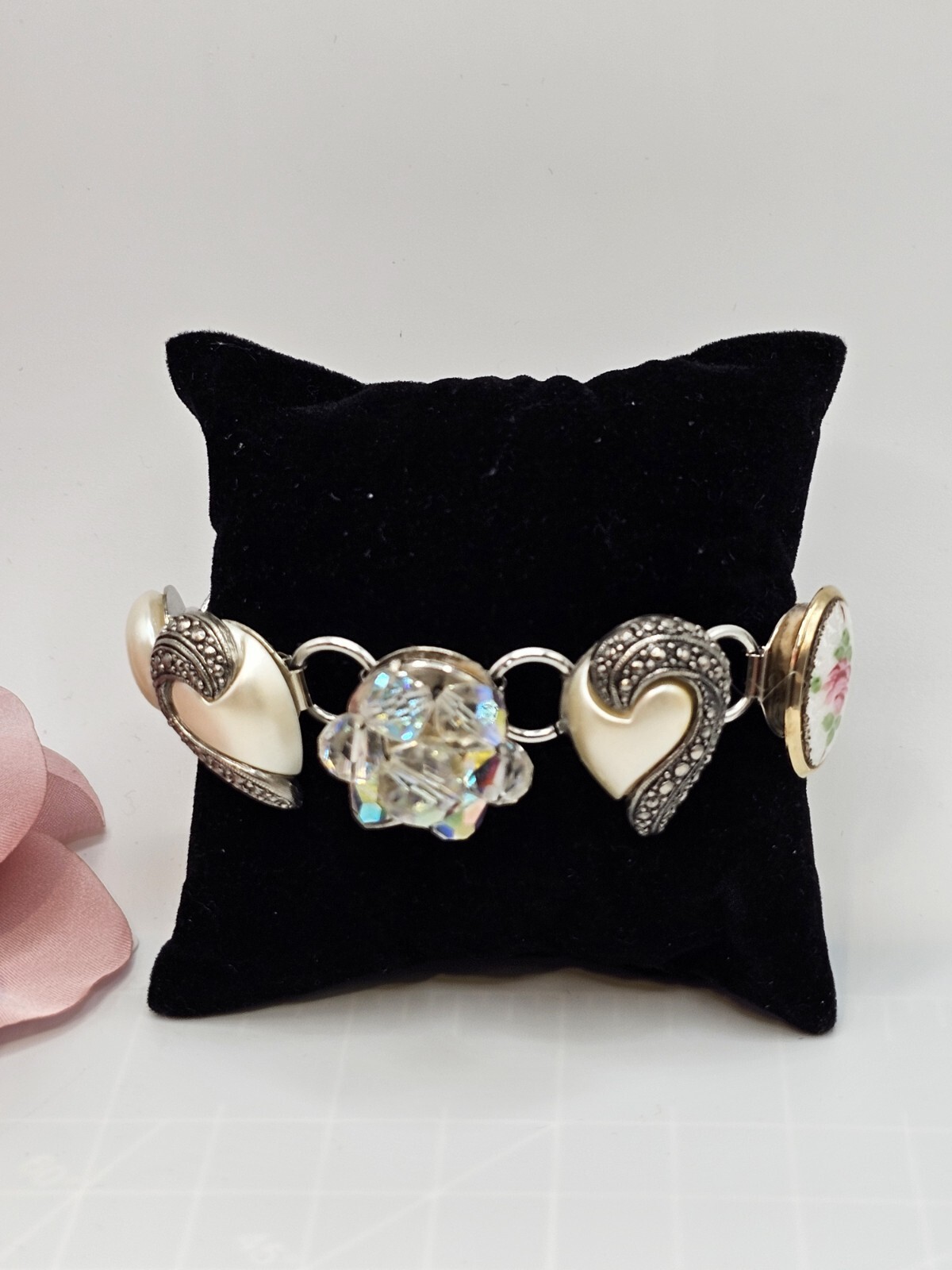 Handmade Mixed Media Bracelet Vtg Clip Earrings 40-50s OOAK 8+” Grannycore 2