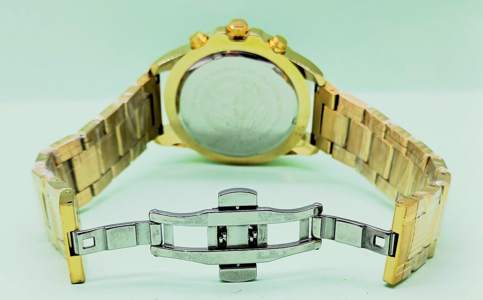Amazing Versace Chronograph Date Indicator Quartz Analog Men’s Wrist Watch