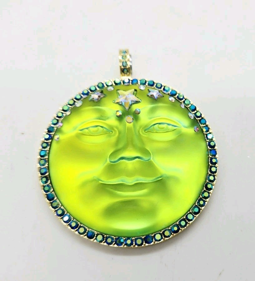 Kirks Folly Mystic Seaview Moon 50mm Magnetic Enhancer Gold tone Green Sphinx