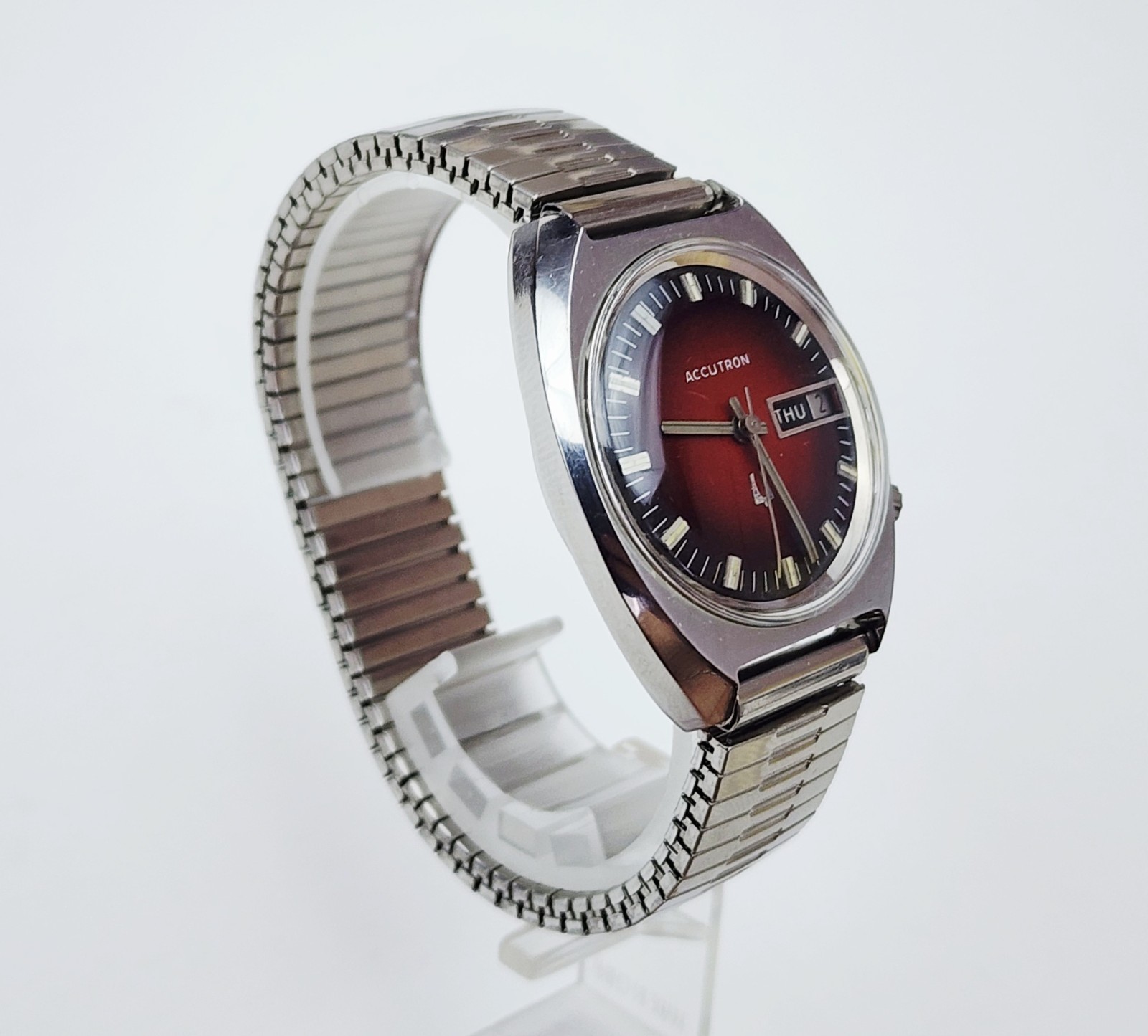 Men’s Vintage 1972 TUNING FORK Watch ACCUTRON Cal.2182
