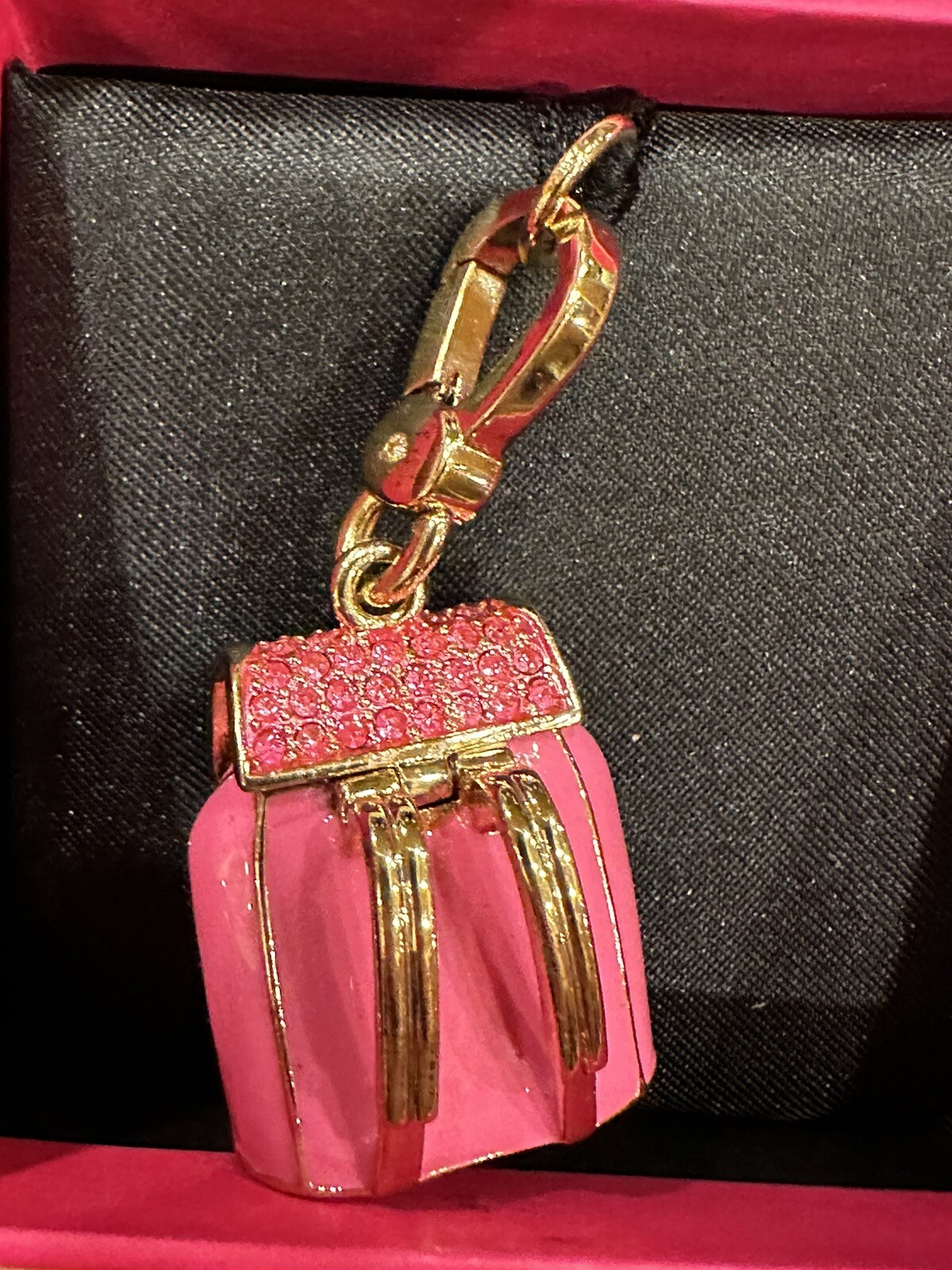 2013 NWT JUICY COUTURE PAVE BACKPACK CHARM (RETIRED) YJRU7027