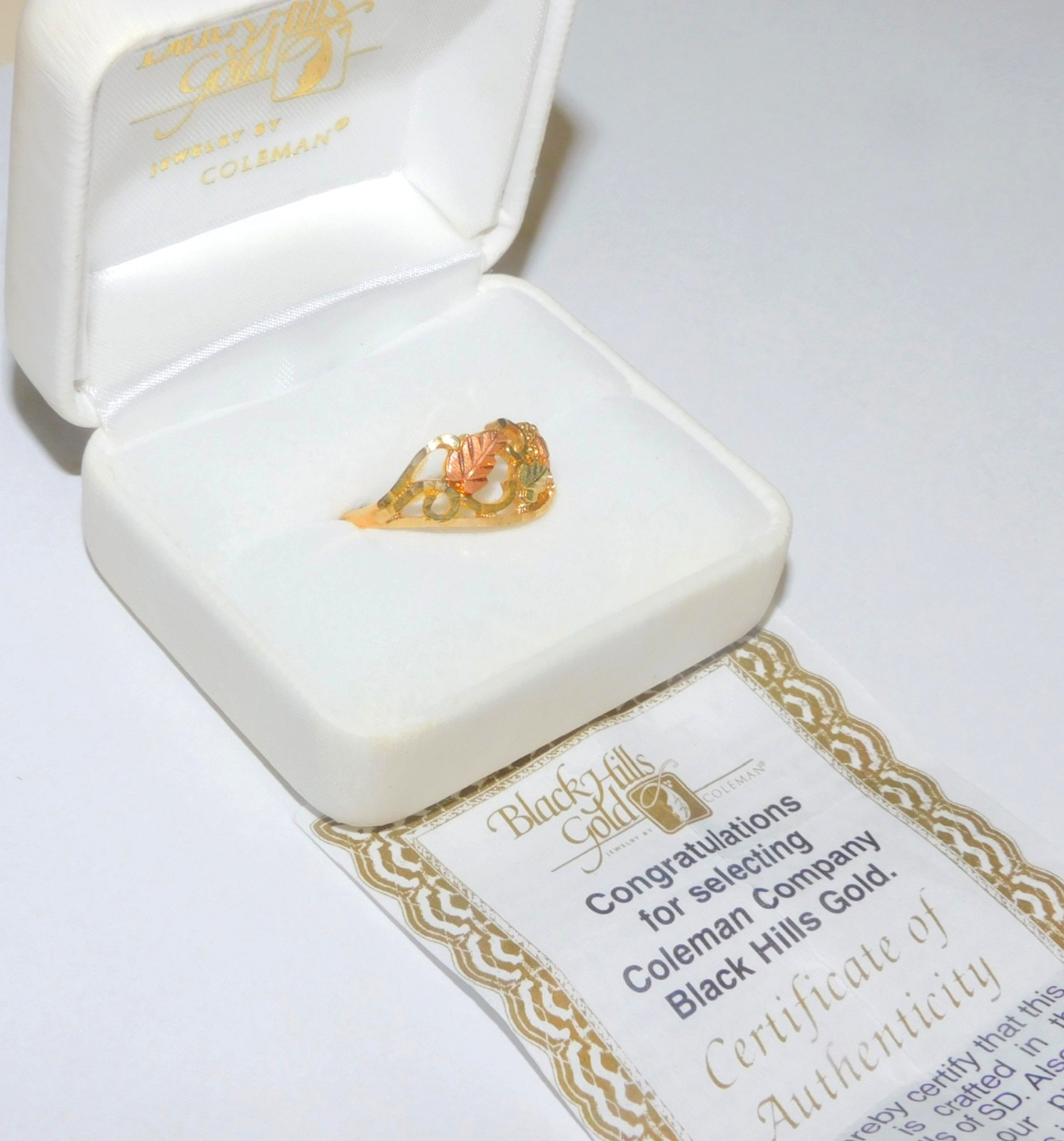 Black Hills Gold 10k Three Leaf Diamond Cut Ring Size 8