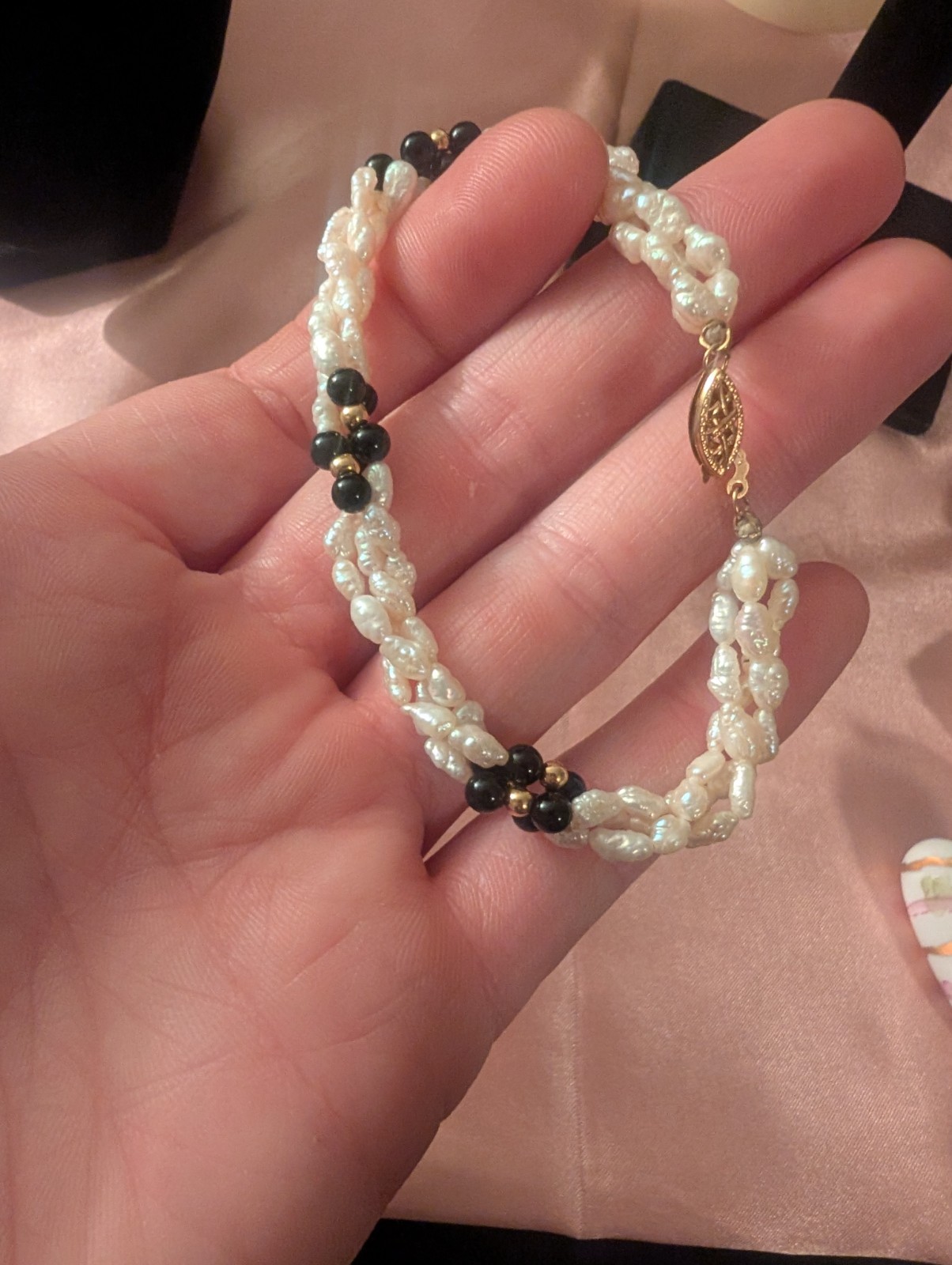 Onyx Pearls Necklace And bracelet 14k Clasps