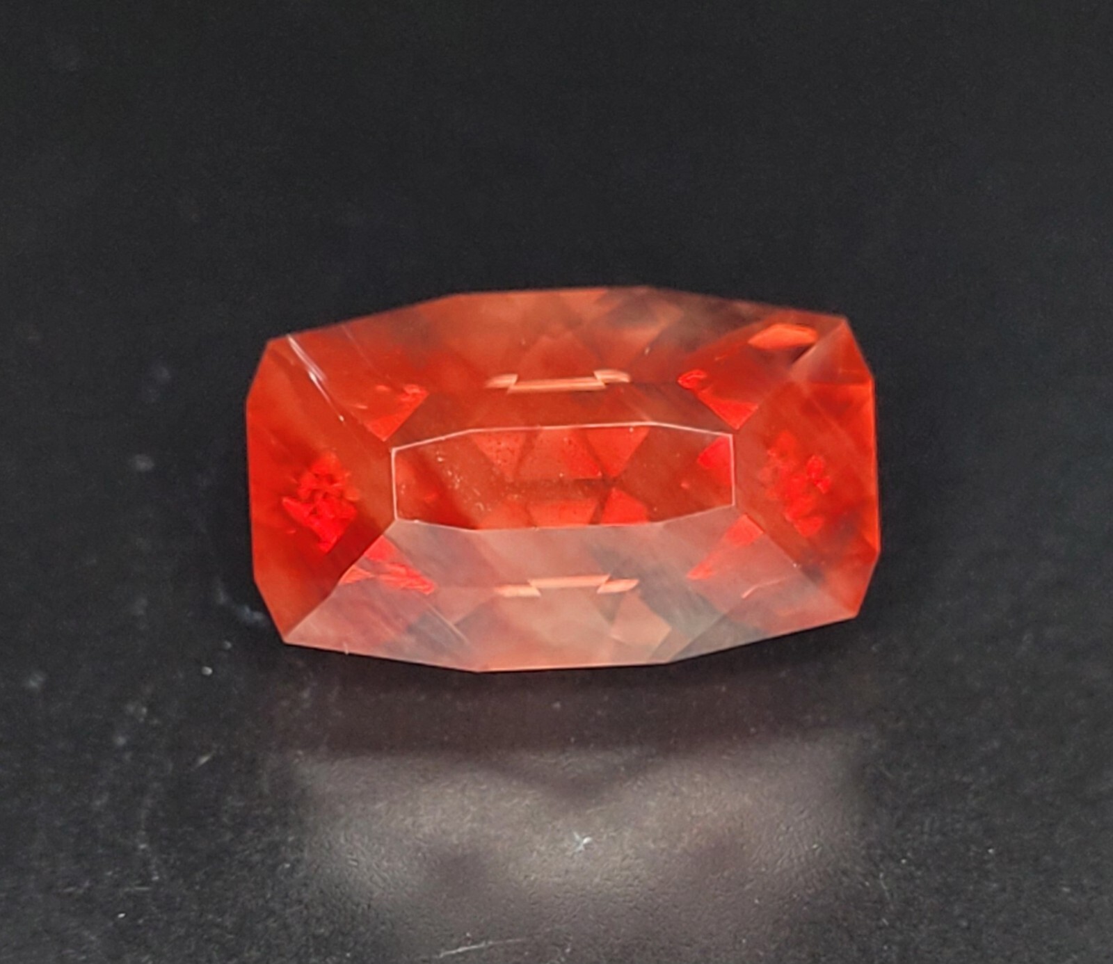 Oregon sunstone: custom cut cushion shape gemstone 7.1 cts