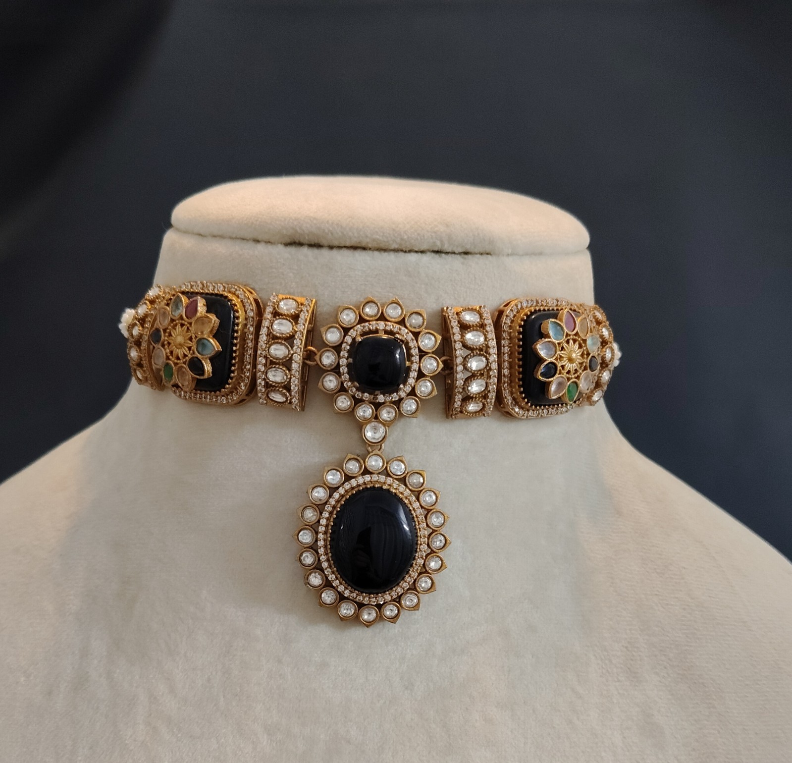 Maryam Dark Blue Kundan Choker Set Reception Jewelry Roz Jewellers.