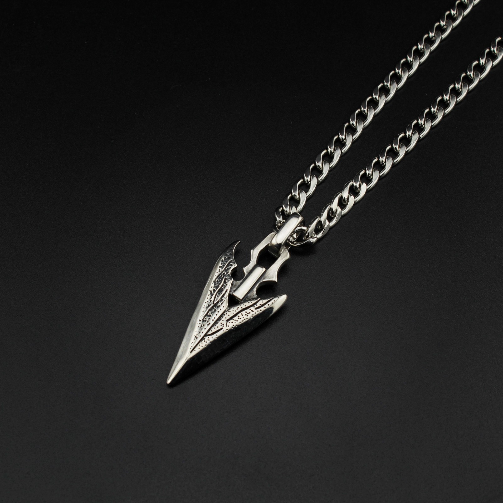 Men’s Stainless Steel Arrowhead Necklace 5mm Cuban Link Chain