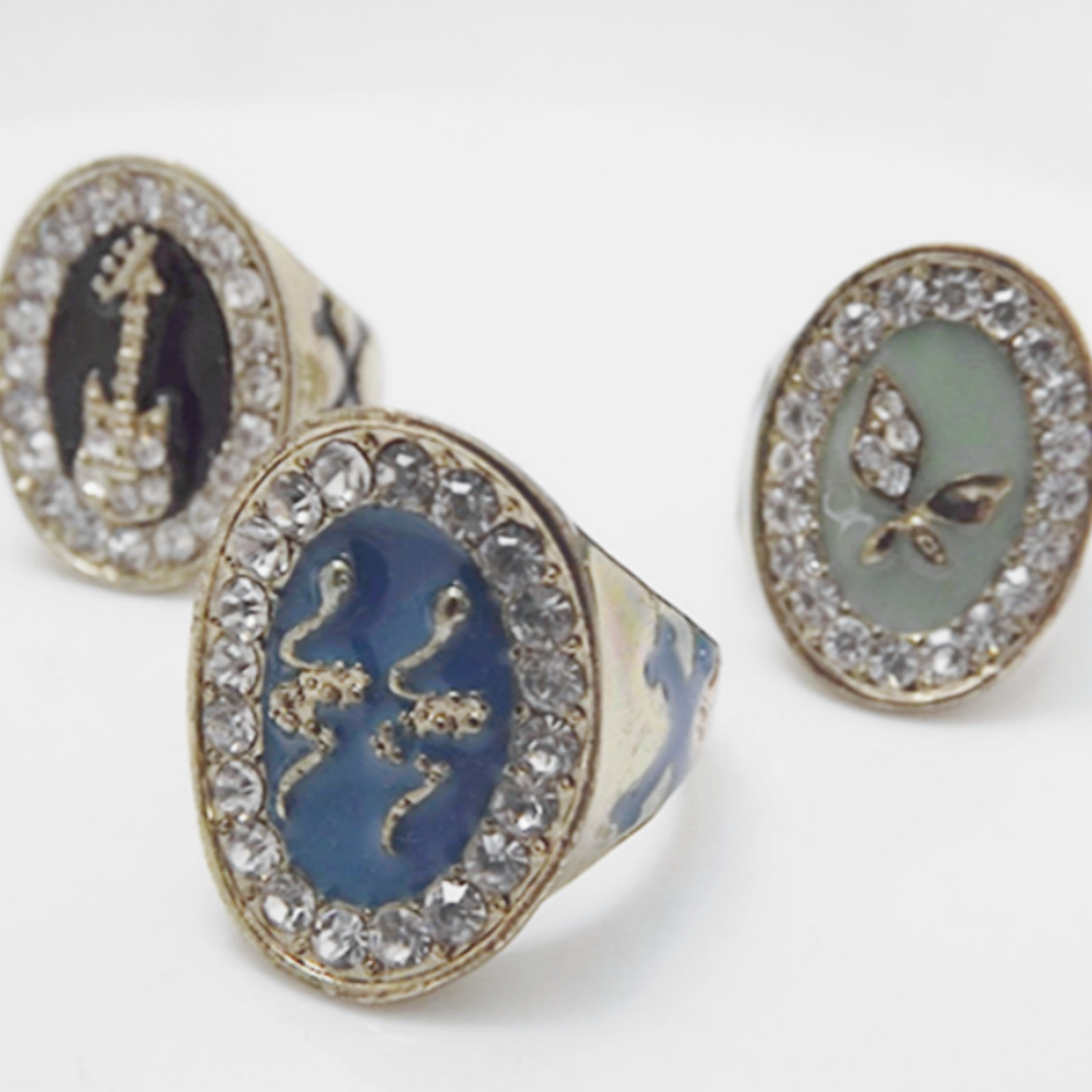 28 Pcs Vintage Enamel Signet Rings Oval Zircon Mixed Design Alloy Jewelry Set