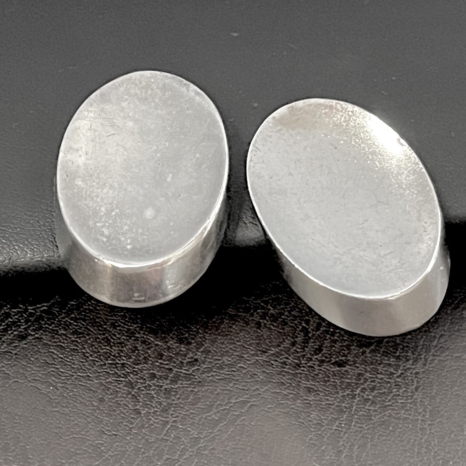 Antonio Pineda 17 grams vintage Taxco Mexico Sterling Silver Earrings