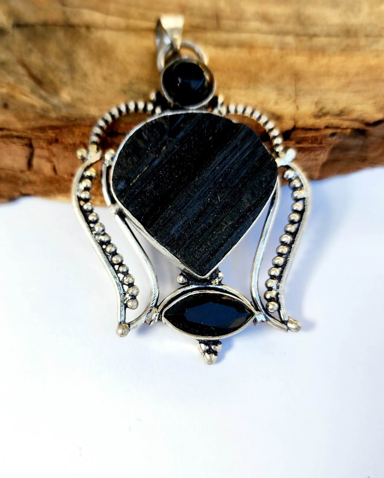 Sterling silver tourmaline & BLACK onyx PENDANT STONE INLAY & CABOCHONS BEZEL