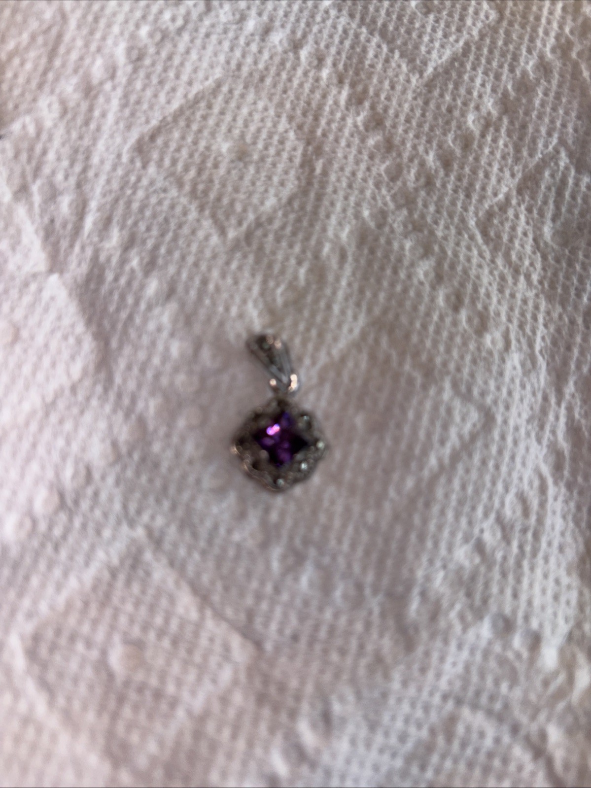 925 Silver Amethyst Colored Stone Flower Pendant