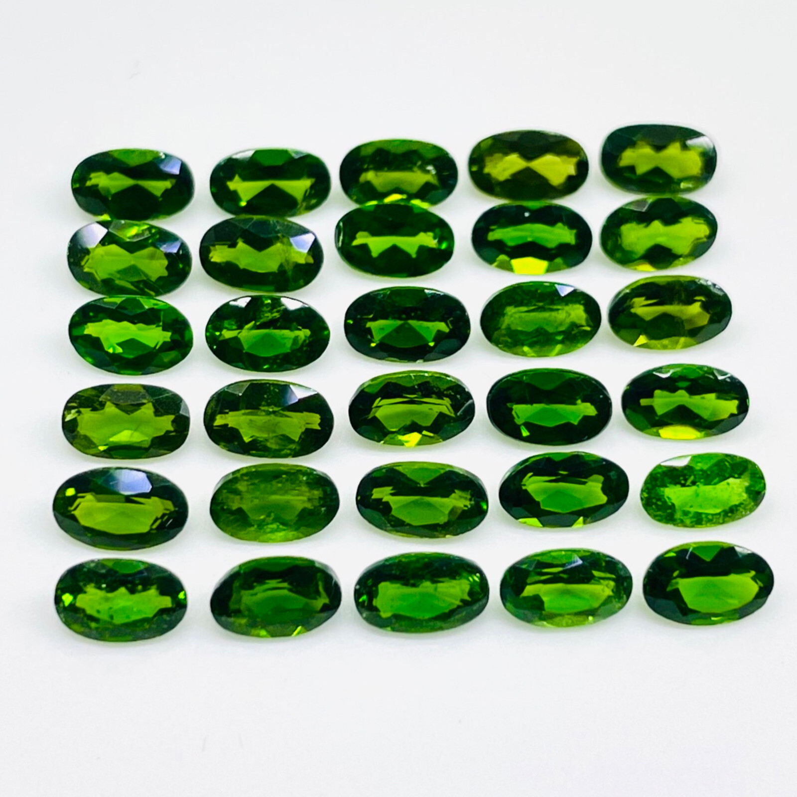 Natural Chrome Diopside 30 Pcs 5x3mm Oval Cut Vivid Green Loose Gemstones Lot
