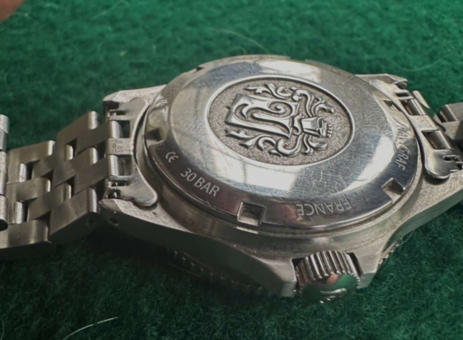Superb YEMA Navygraf Heritage Divers 300m 39mm Men’s Automatic Watch YNAV2019AUS