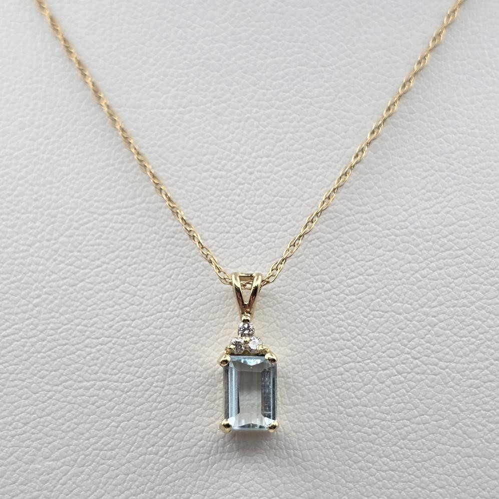 16″ 14K Yellow Gold Emerald-Cut Aquamarine & Diamond Accent Pendant Necklace