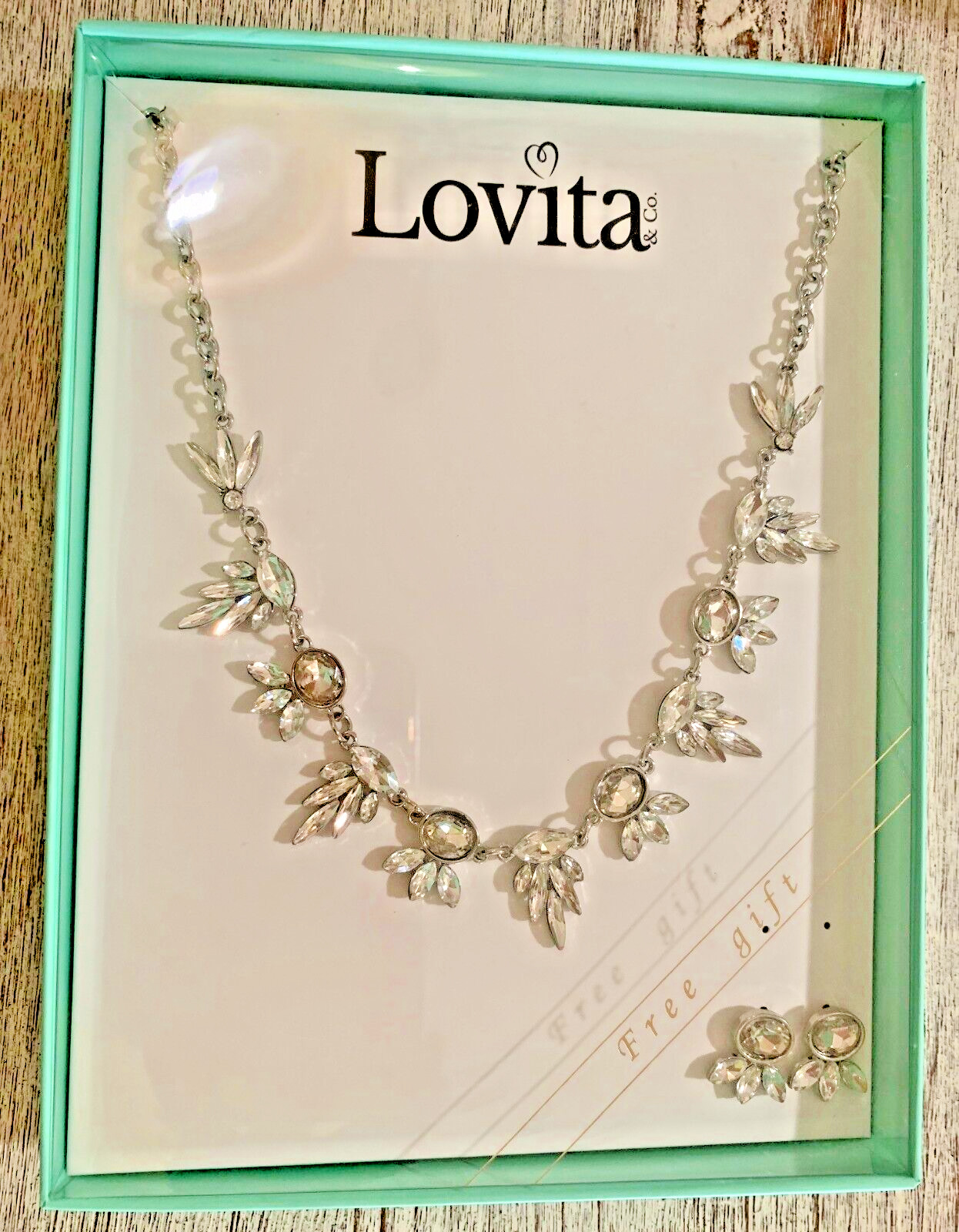 Lovita & Co 18″ Silvertone Crystal Necklace Set w Crystal Stud Earrings