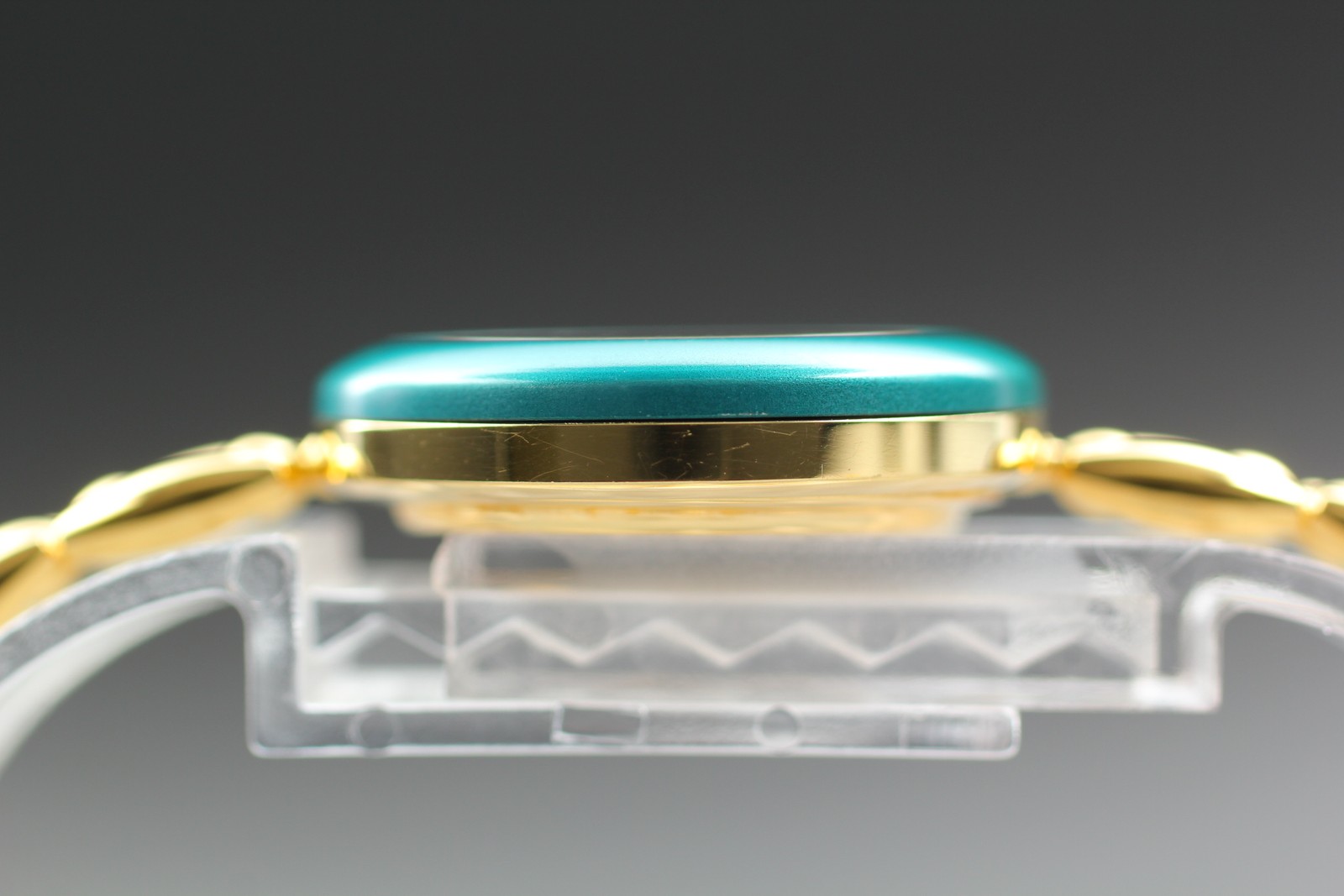 [Near MINT] GUCCI Change Bezel 1200 1100-L Gold Belt Women’s Watch w/ Box