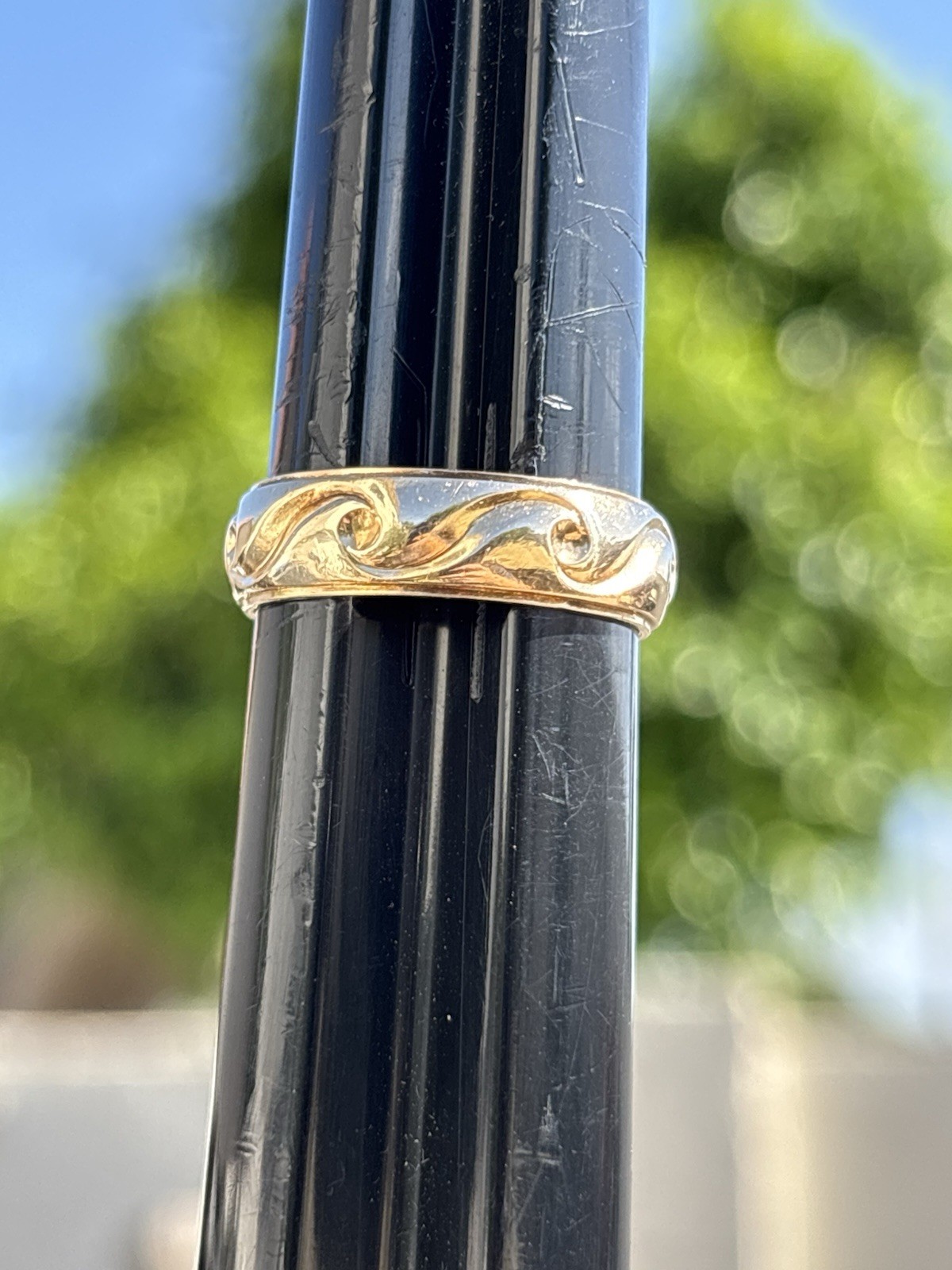 14K Gold Artcarved Band Ring Size 9