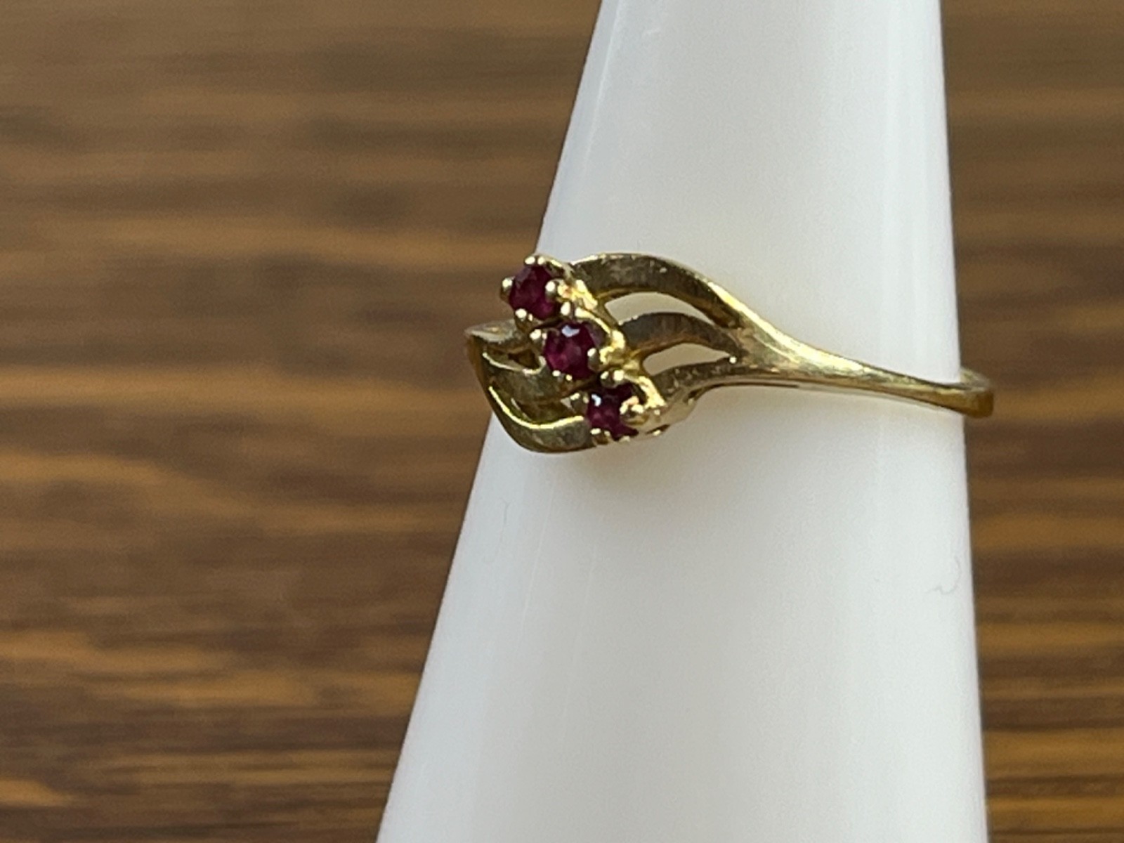 Vintage 10k Natural Ruby Bypass Cocktail Ring Estate 10k Yellow Gold Size 5