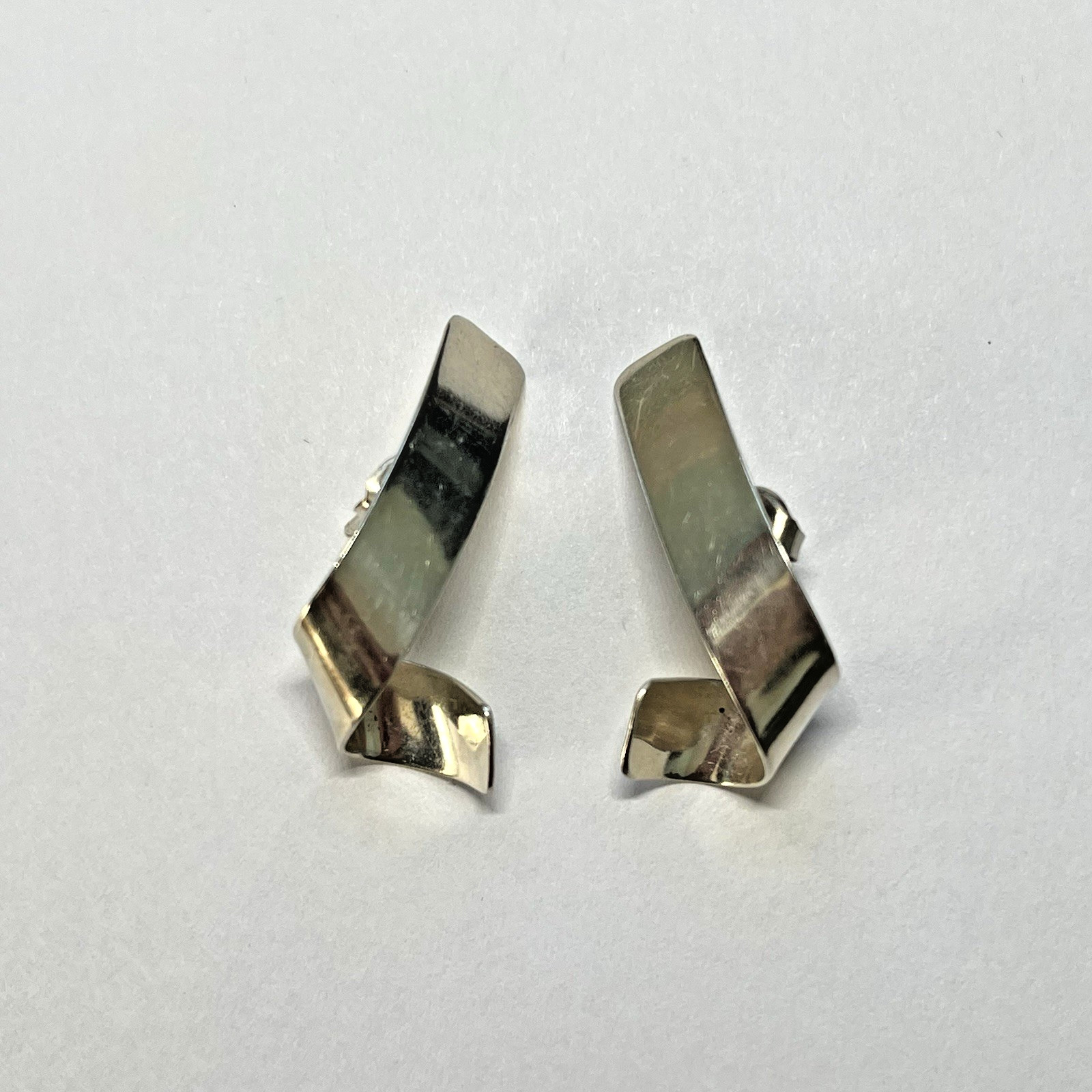Sterling Silver J Hook Ribbon Stud Earrings
