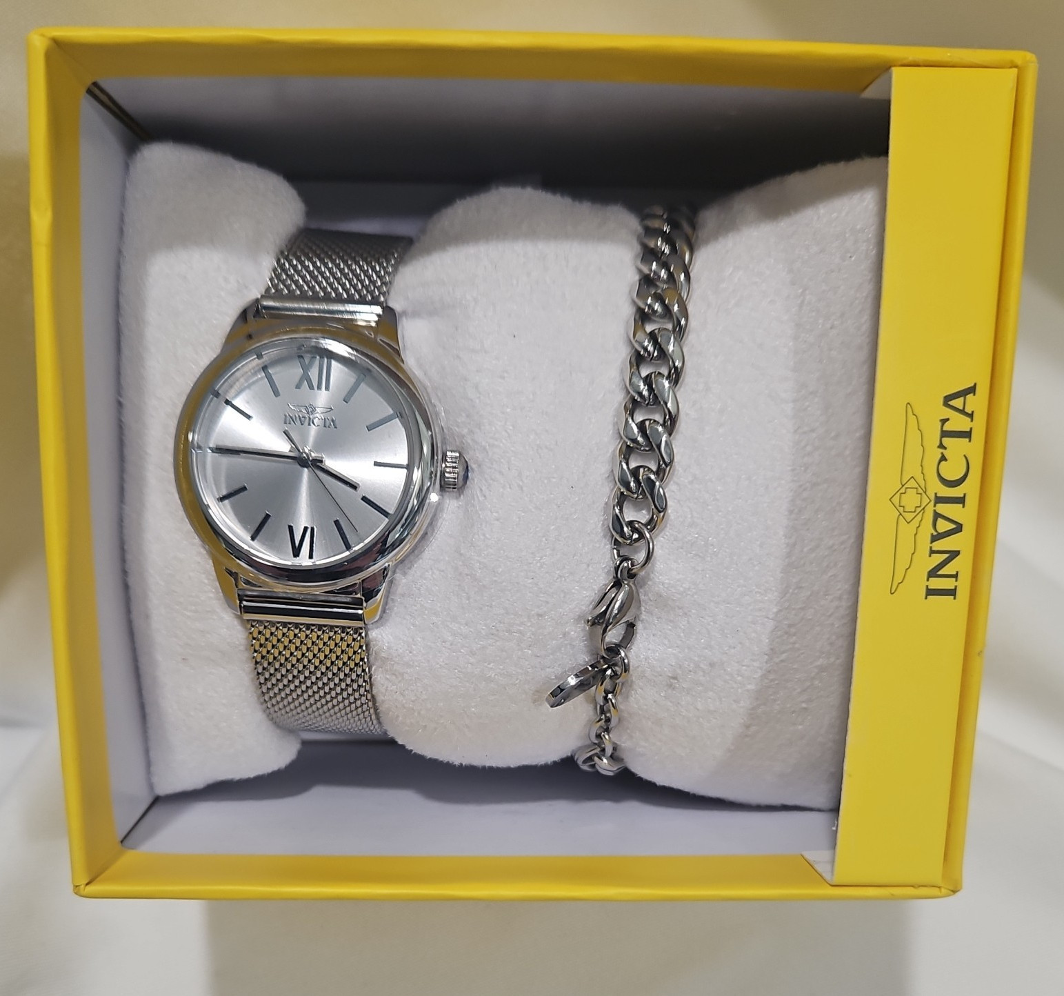 Invicta Quartz Dress Watch Silver Dial Roman/Stick Mesh Bracelet w/ Box