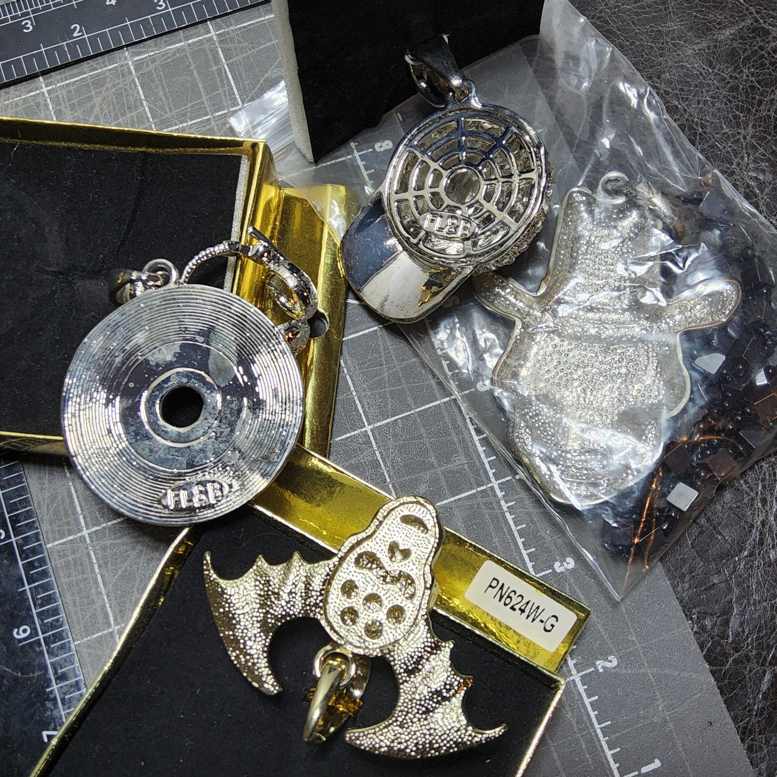 15 Blinged out phat ice plated pendants winged skulls rhinestones caps turntable