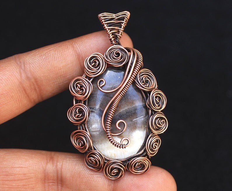 Flower Design Copper Wire Wrap Pendant Jewelry Green Zebra Jasper Gemstone N321