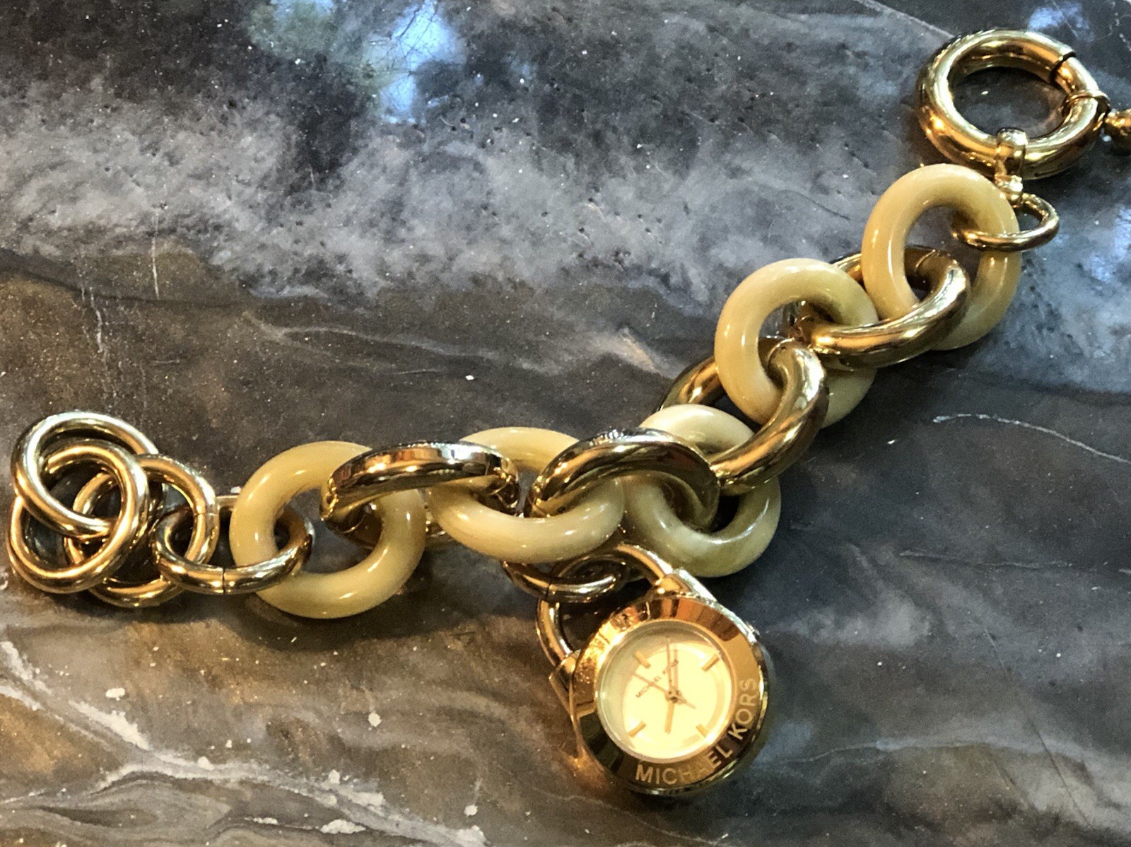 🍯✨RARE NOS w/ Box VINTAGE MICHAEL KORS Gold Chain Link CHARM BRACELET WATCH 🛍️