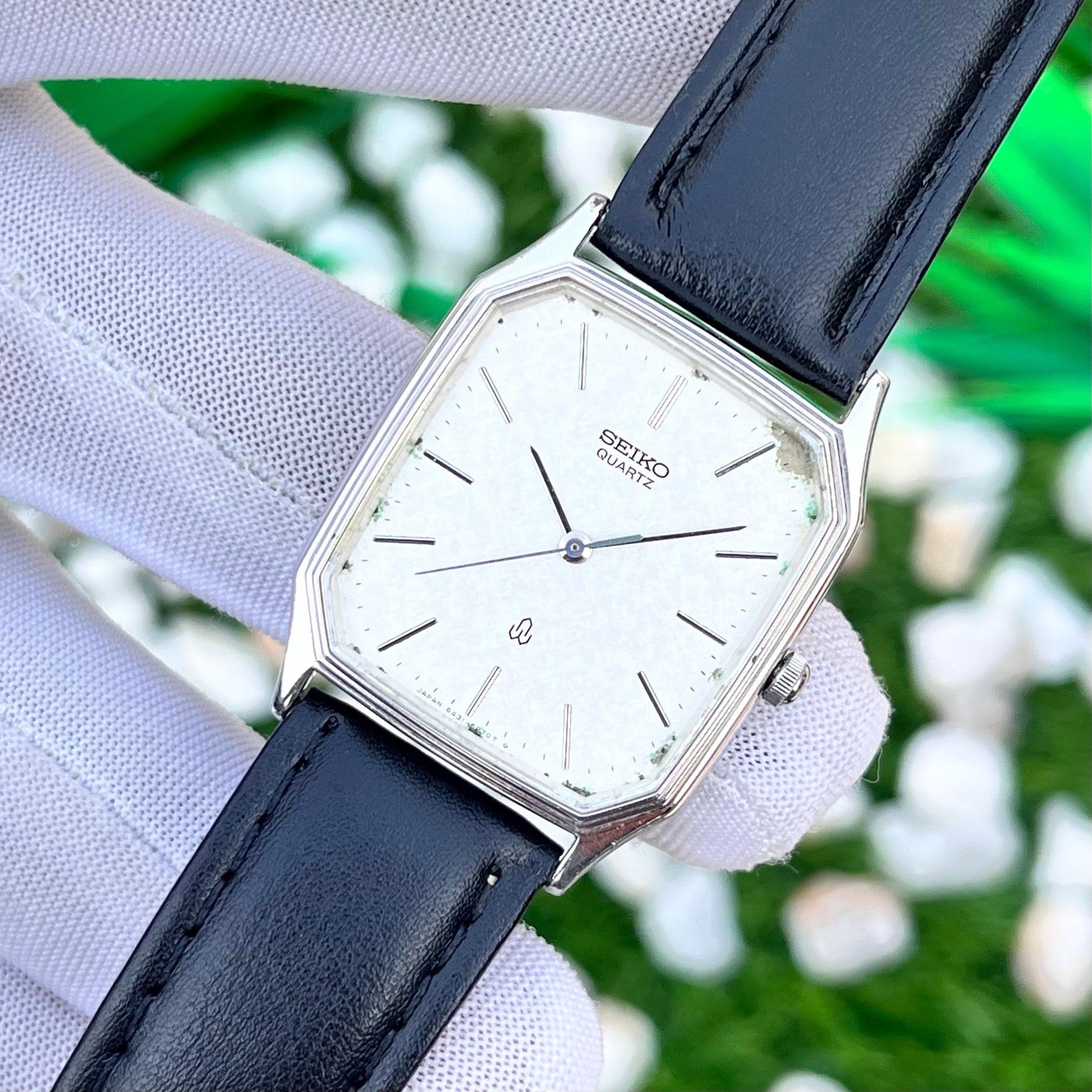 Vintage Seiko JDM Hammered Dial Dress Formal Japan Men’s Quartz Watch 6431-5150