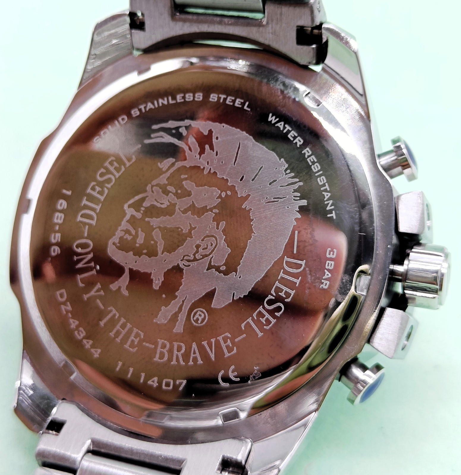 Awesome Diesel 10 Bar “ONLY THE BRAVE” Chronograph Quartz Men’s Wrist Watch