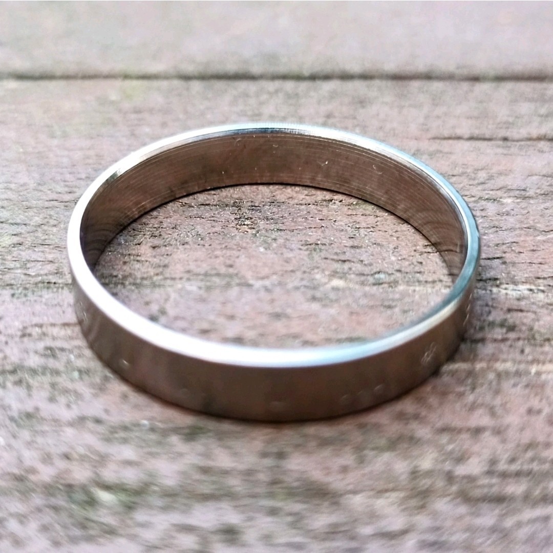 MONKEY 47 Gin Bottle RING STAINLESS STEEL with Inscription – ‘EX PLURUBUS UMUN’