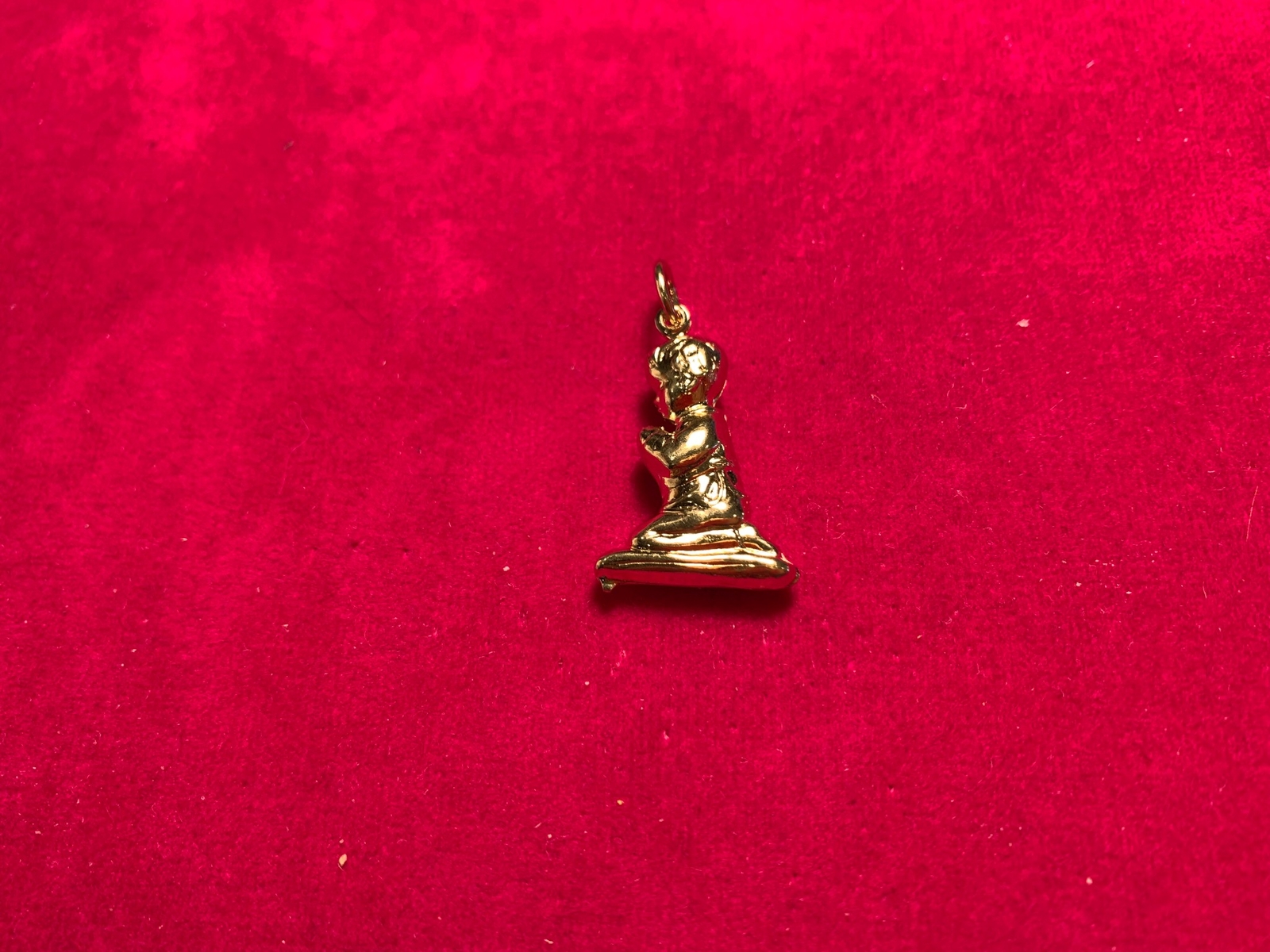 14 KT GOLD PLATED BOY PRAYING 3D HOLLOW CHARM ABOUT ONE 1/8 INCH HIGH-405