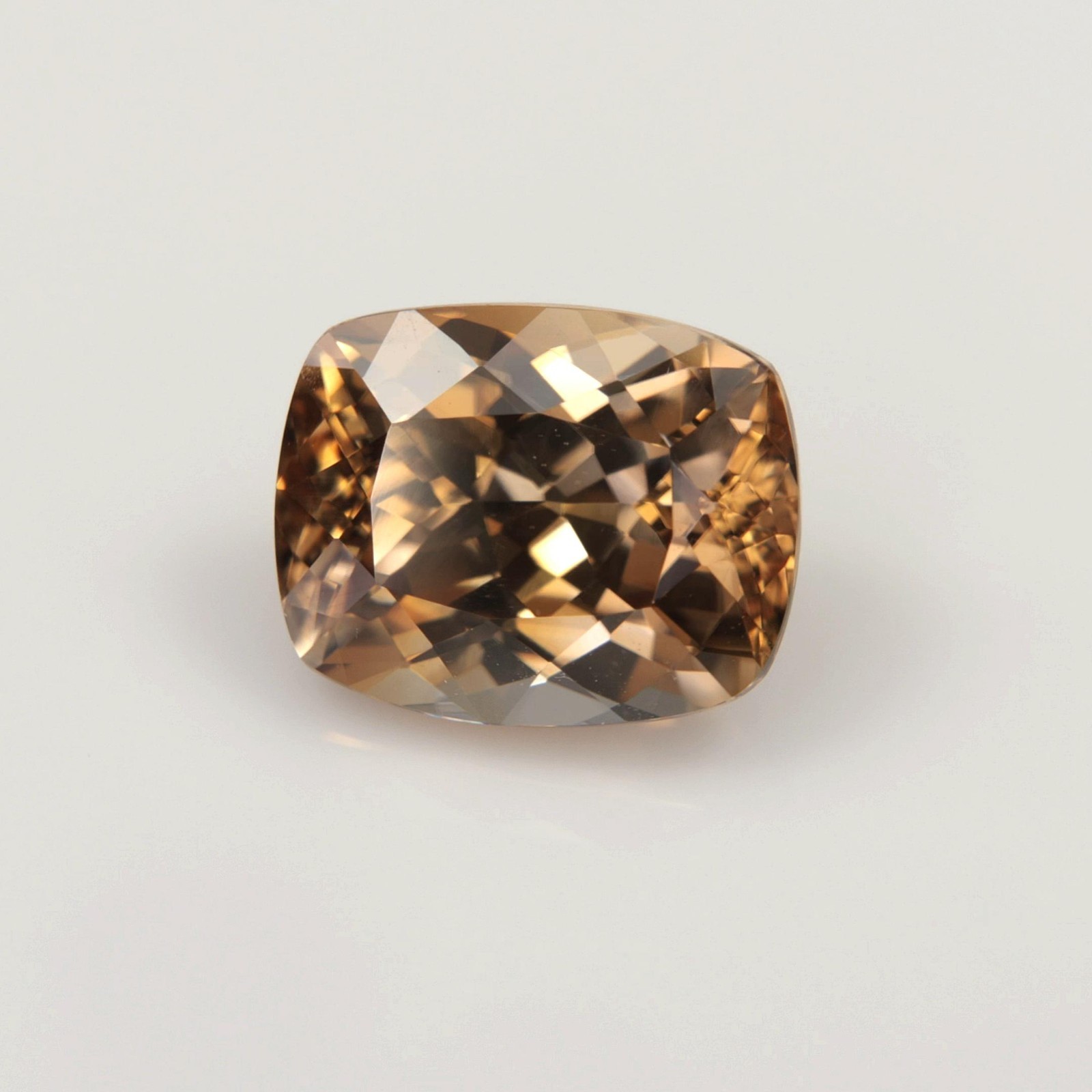 3.75 Carats – Natural Zircon – Alluring Imperial Brown – Cushion – 26014081