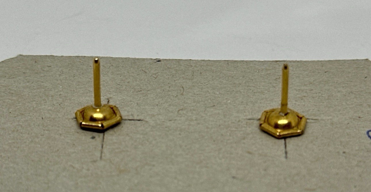 Damascene Spanish Flower Stud Earrings Vintage Toledo Spain 24k Gold Inlay