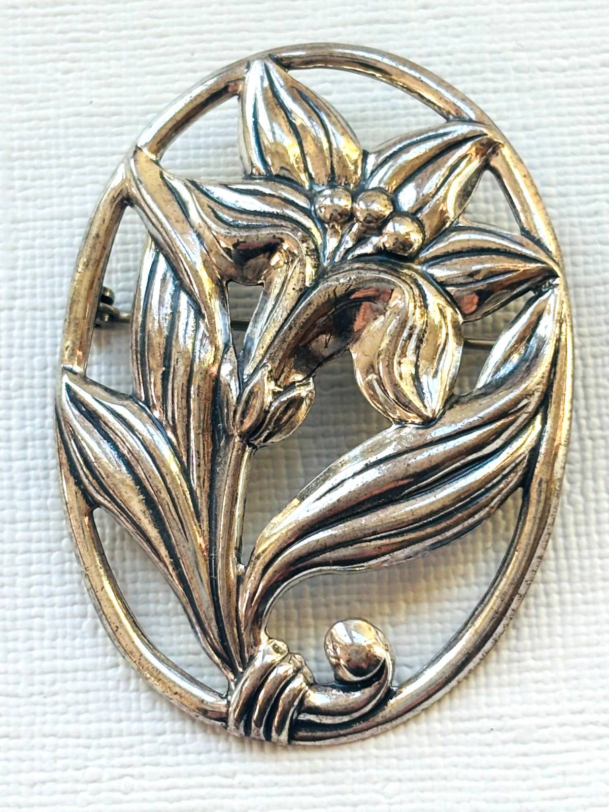Vintage Sterling Silver Filigree Lily Brooch by Beau Stir (Mid-20th Century)