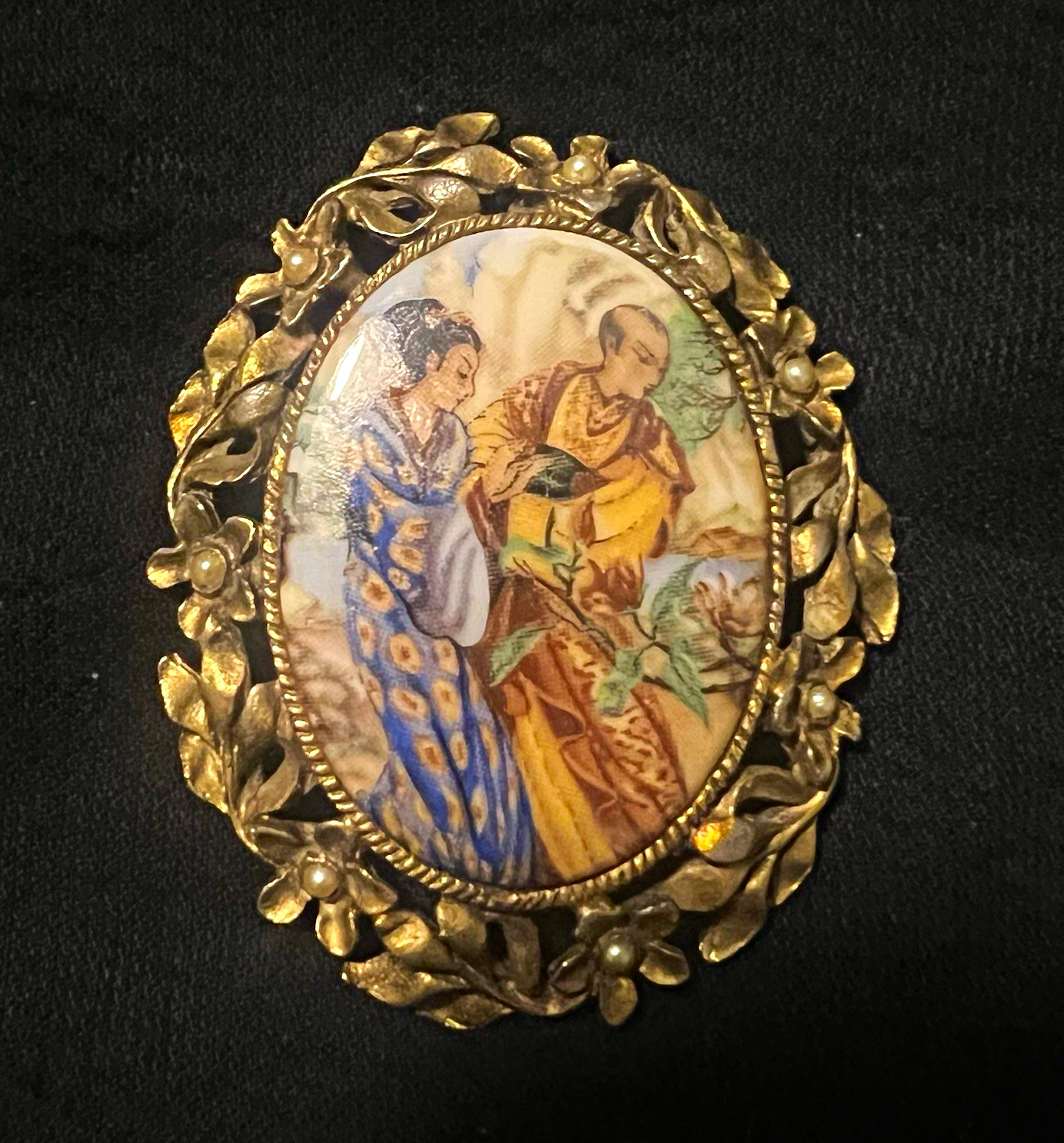 Vintage Brooch Pin in Gold Tone Setting – Asian Couple Garden