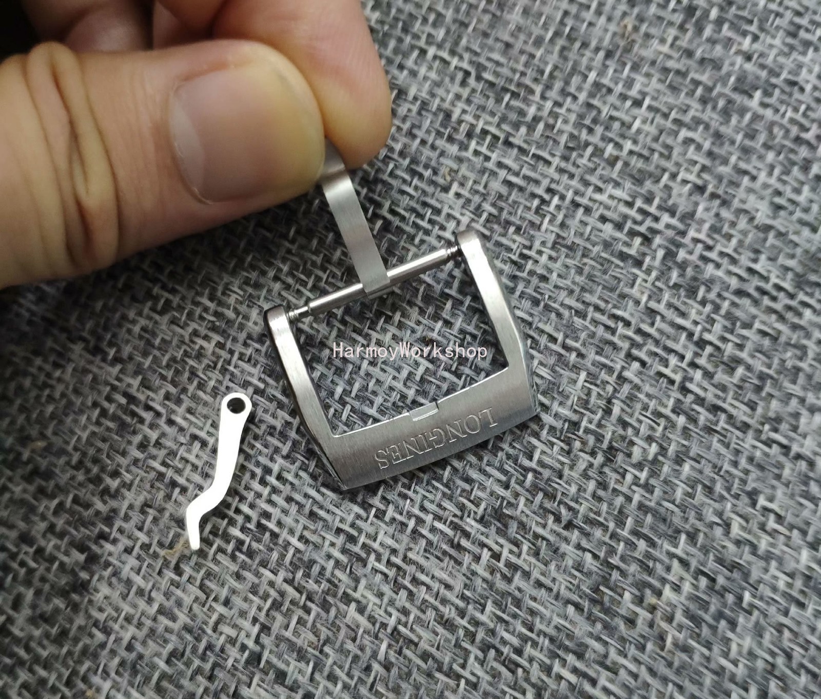 Original Longines Spirit 19mm Silver Clasp Buckle For Straps 19mm at Buckle End
