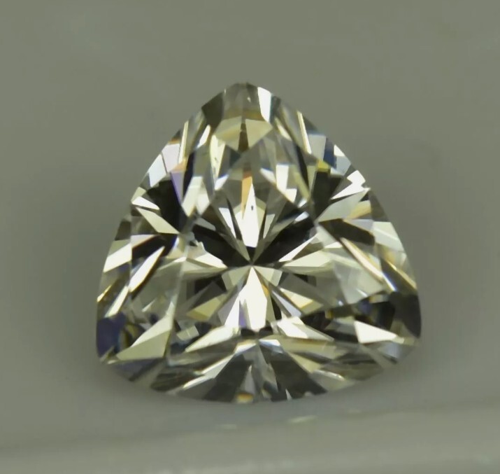 Lab-Grown Loose CVD Diamond 1 Pc Trillion 5 mm D Color IF Clarity Certified