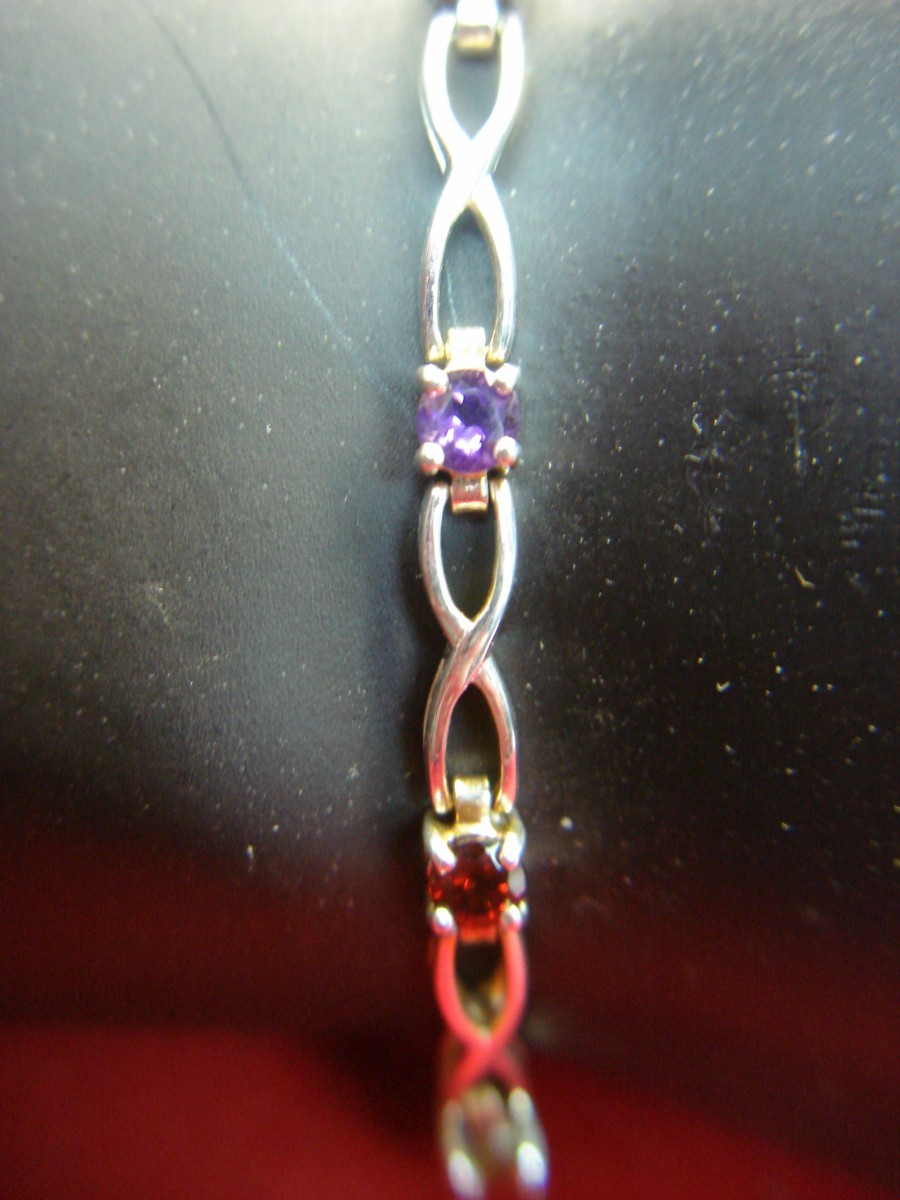 CUTE STERLING SILVER BRACELET WITH 5 DIFF. COLORED GEMSTONES – WELL MADE & NICE!