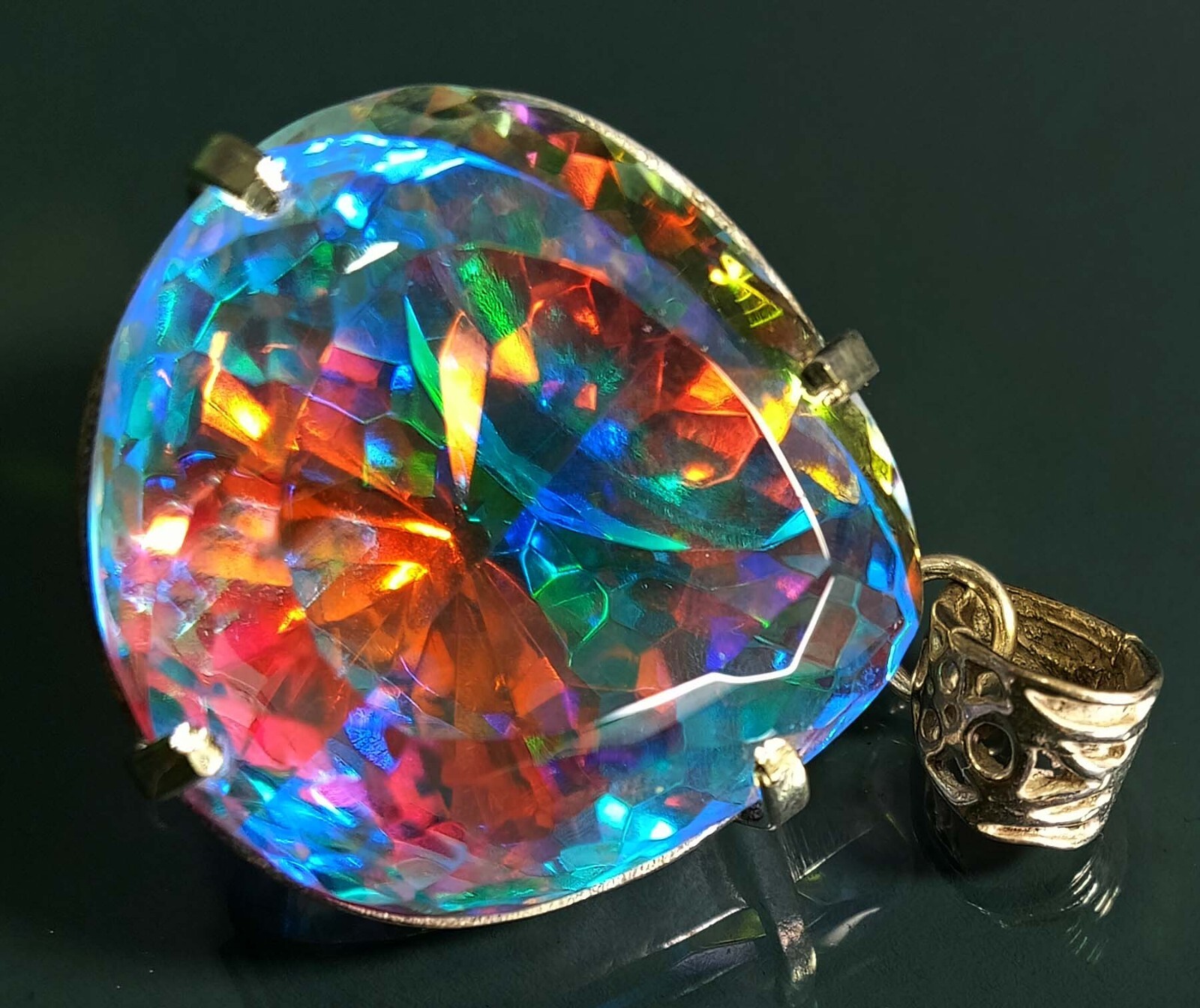 Mystic Topaz Pear Cut 93.25 Ct Pendant Natural Gemstone Locket EGL Certified