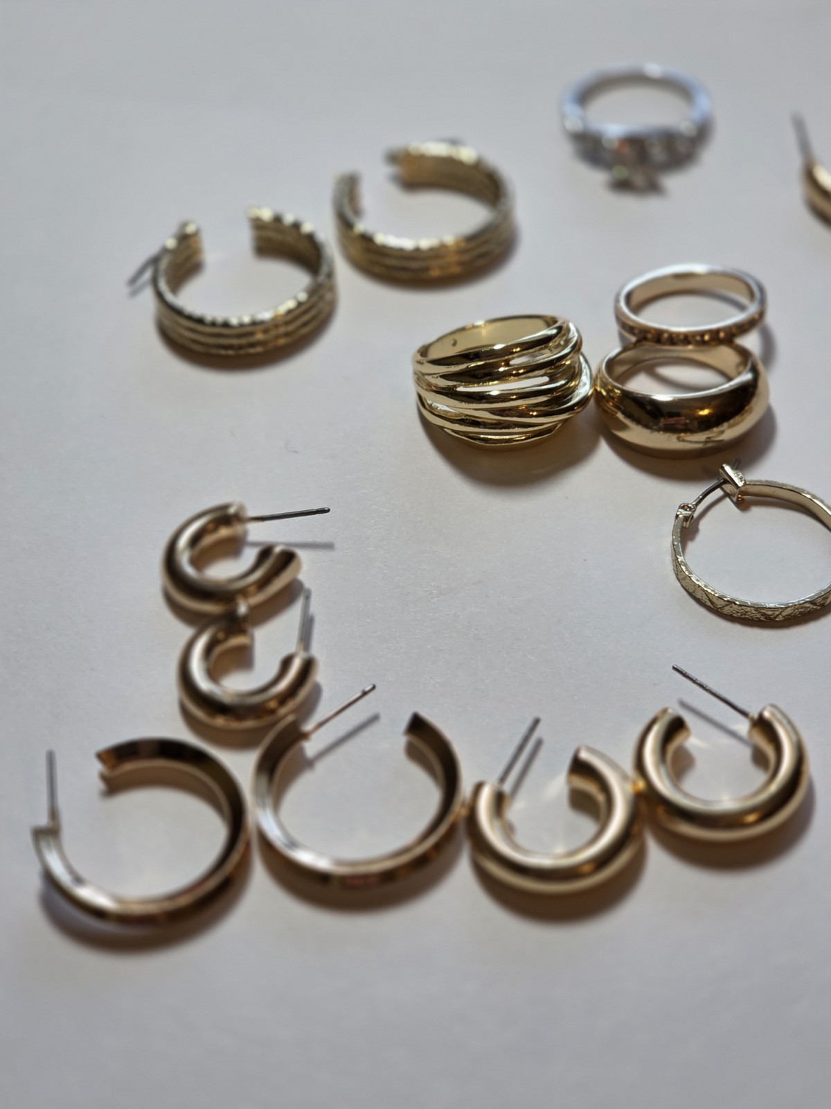 Gold Costume Jewlery Lot Earrings Rings