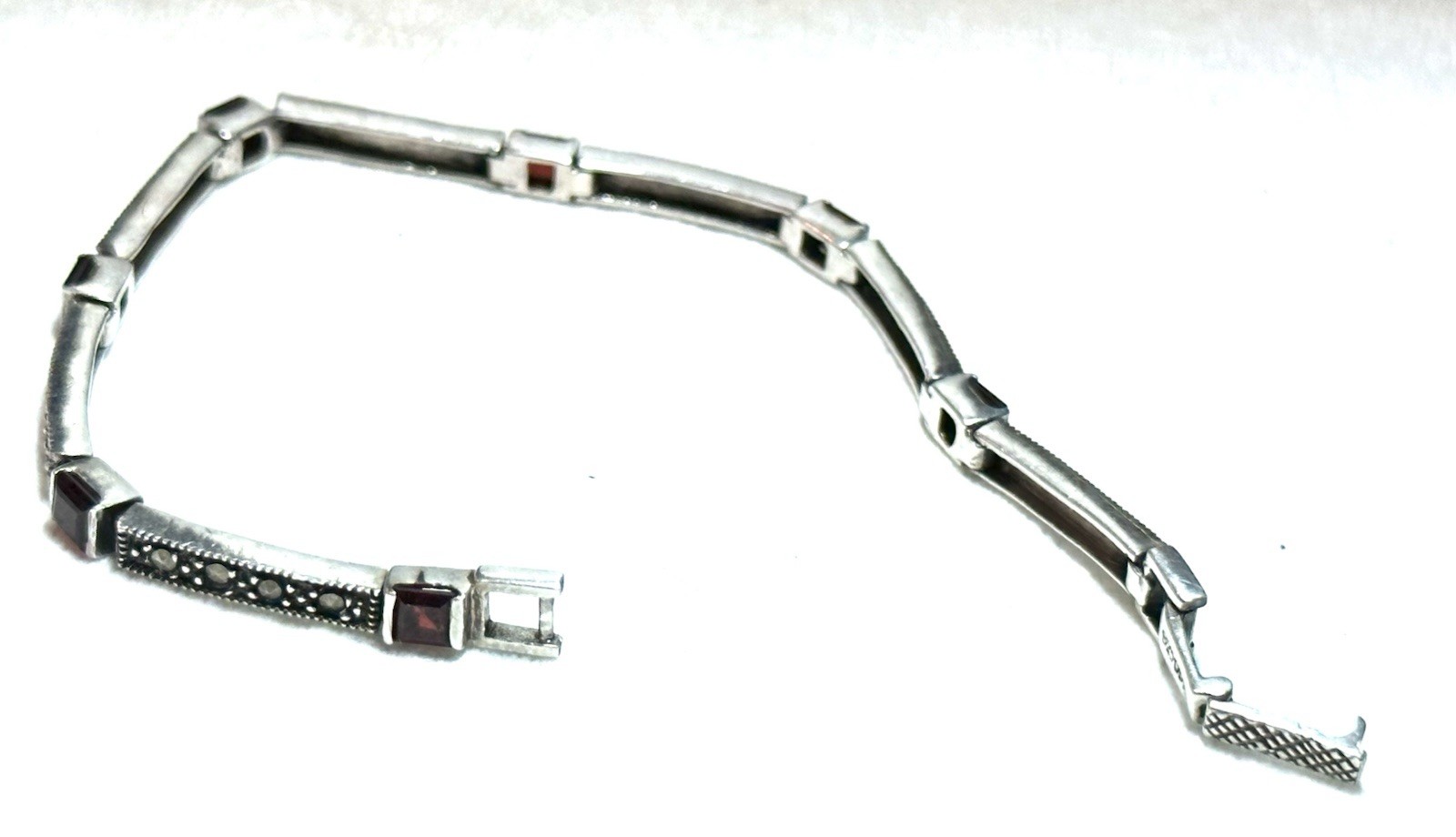 Vintage Sterling Silver Marcasite & Garnet/Ruby Bracelet 7″