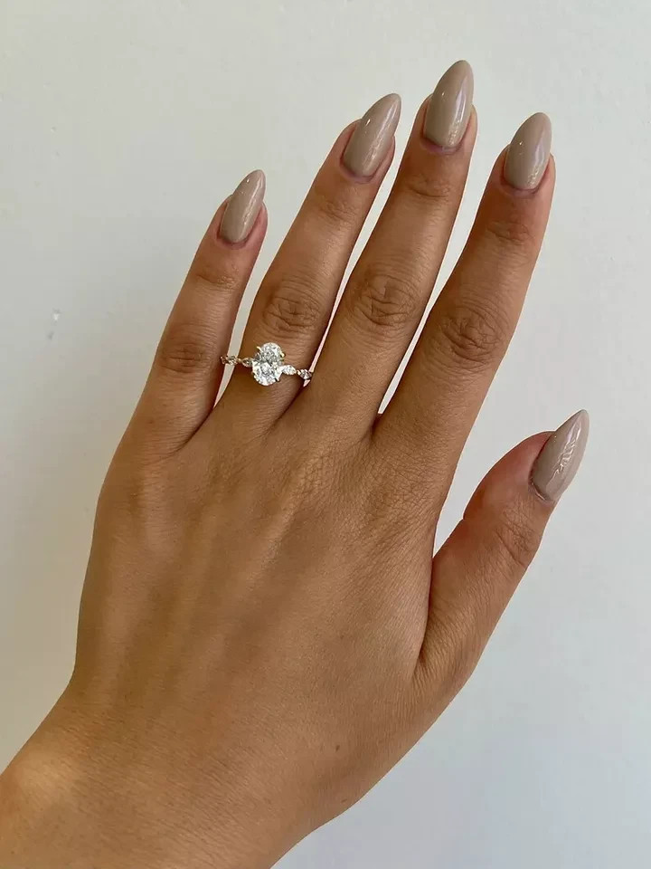 IGI Certified 1.80 Ct Diamond Ring Oval Cut 14k Yellow Gold Lab Grown VVS E F