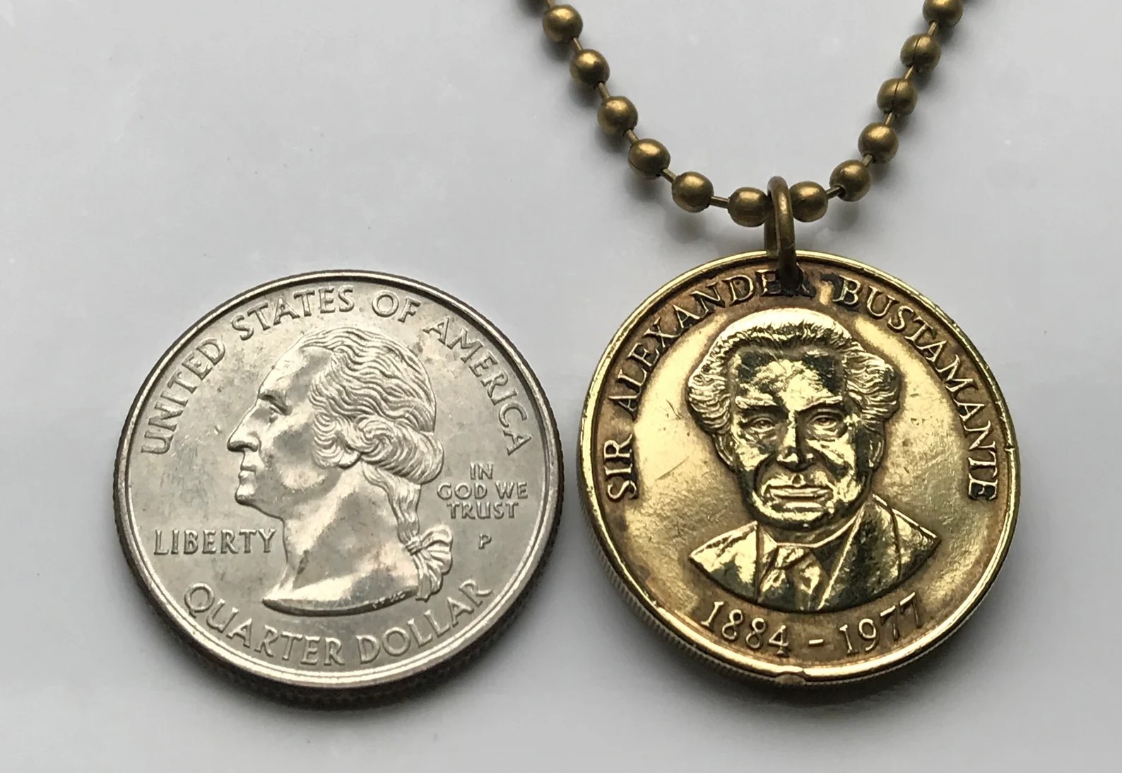 1991 Jamaica Dollar coin pendant crocodile pineapples Kingston Port Royal 002643
