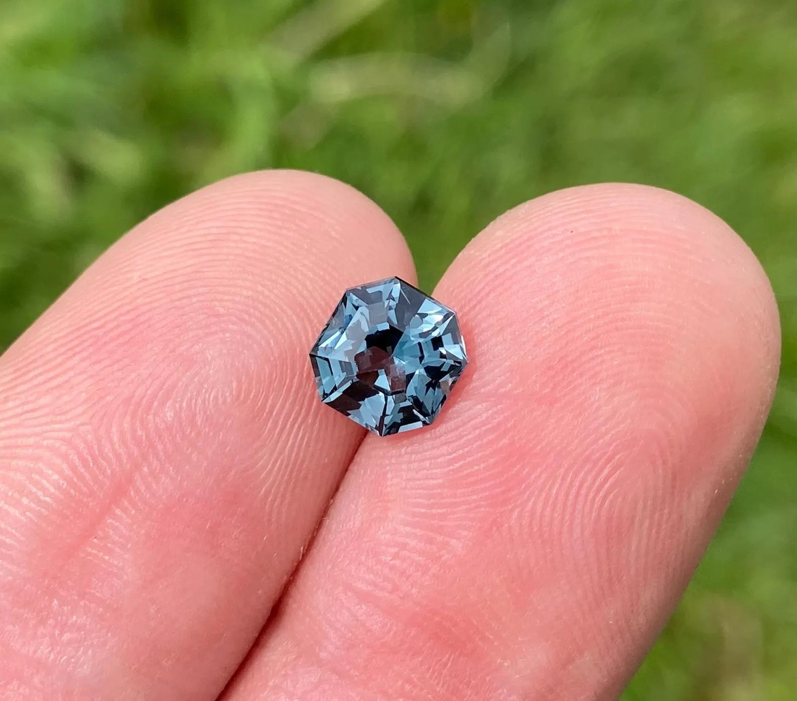 Natural Grey-blue Spinel loose gemstone 2.09 ct. High quality, Octagon, Tanzania