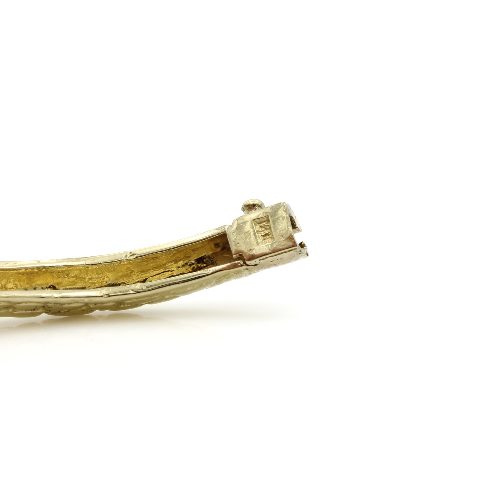 14k Yellow Gold Snake Motif Size 6.5 Inch Hinged Bangle Bracelet #E159196-1