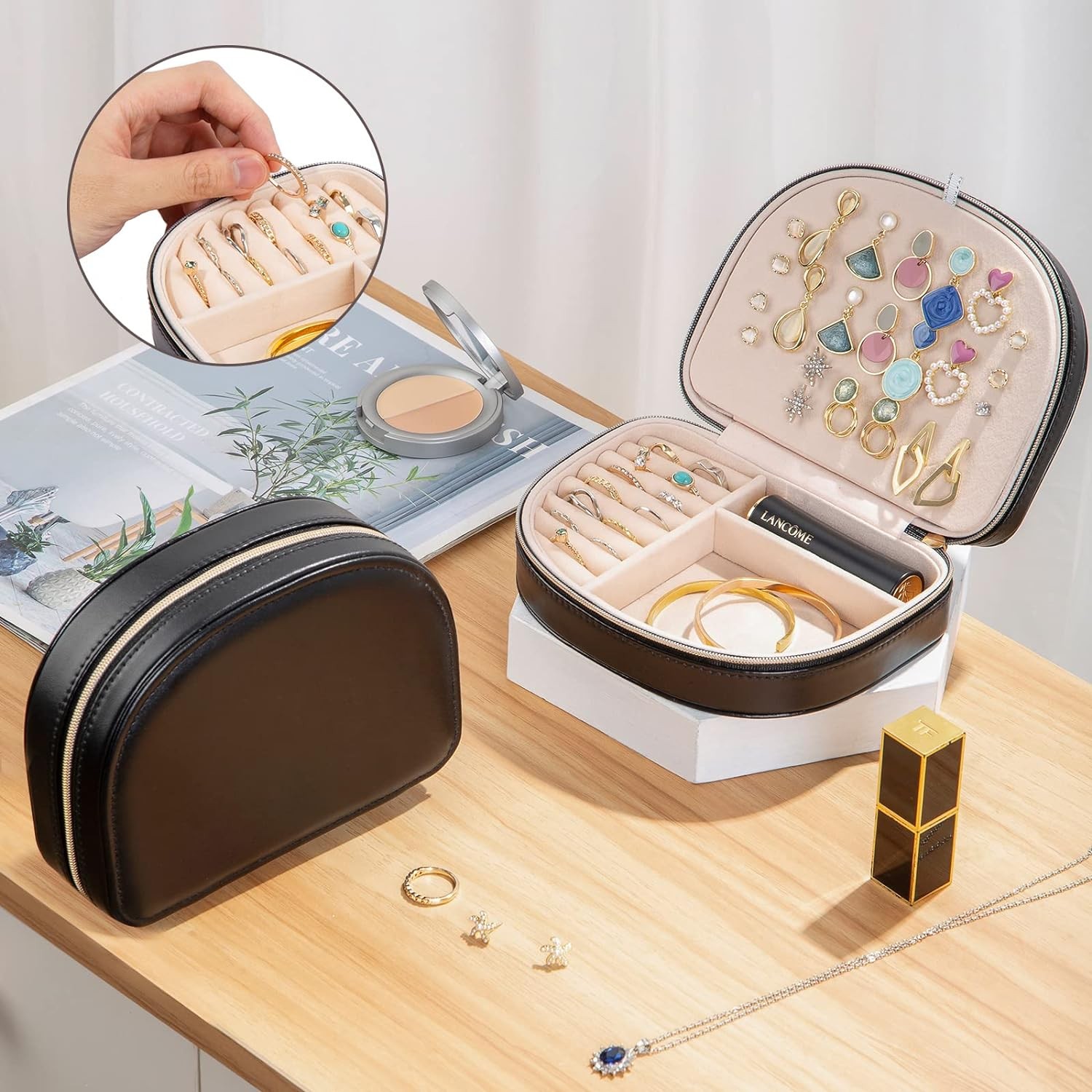 Travel Jewelry Box, 2-Layer PU Leather Organizer Case, Portable Seashell Design,
