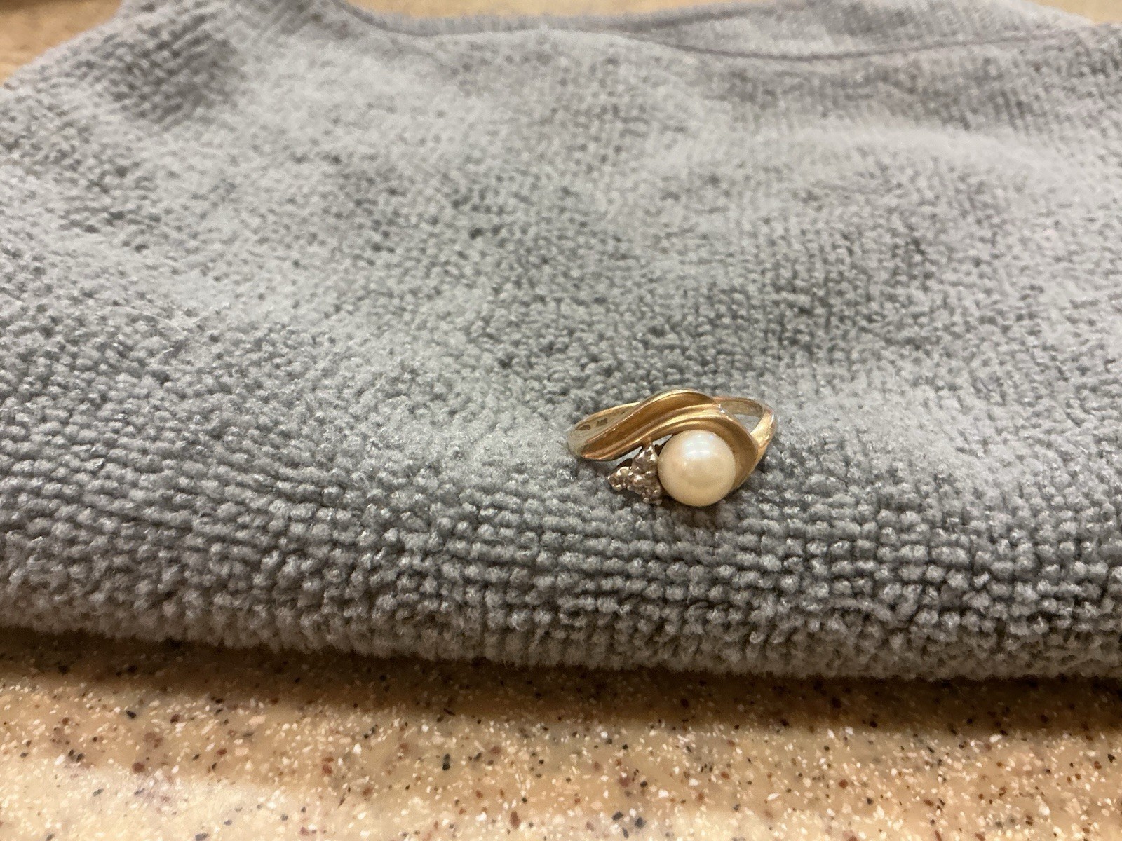 Vintage 14k Yellow Gold Cultured Pearl Diamond Bypass Cocktail Ring 1970’s- 80’s