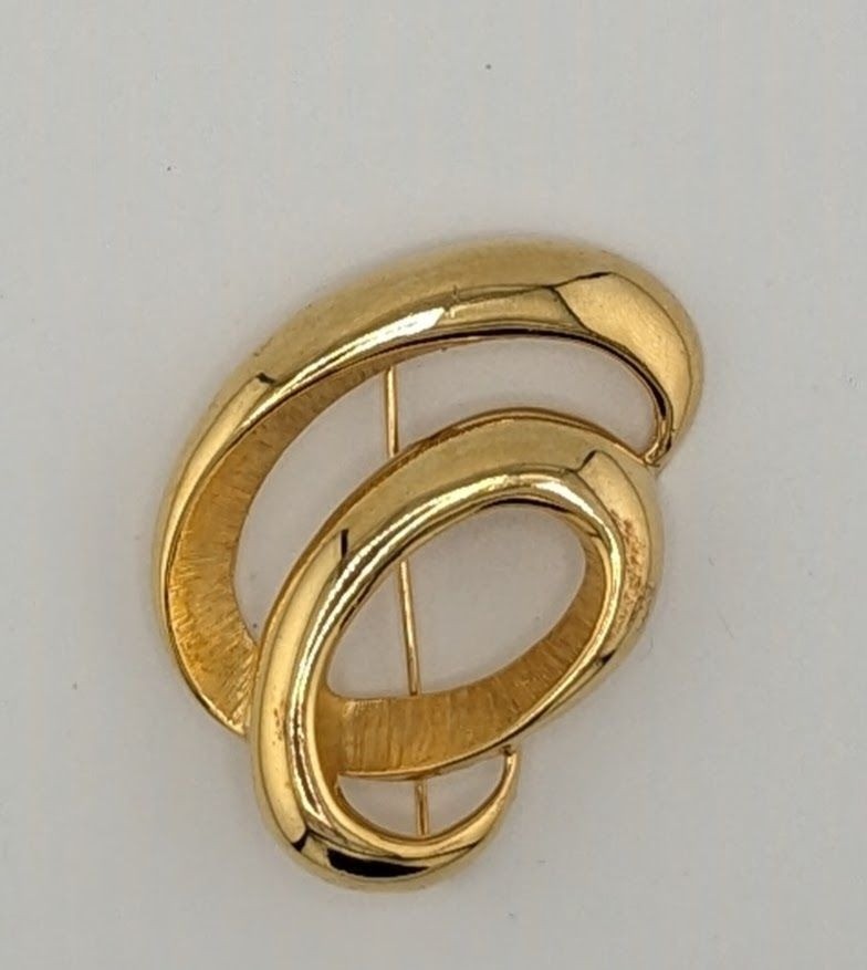 Vintage Tana Gold Tone Abstract Swirl Brooch